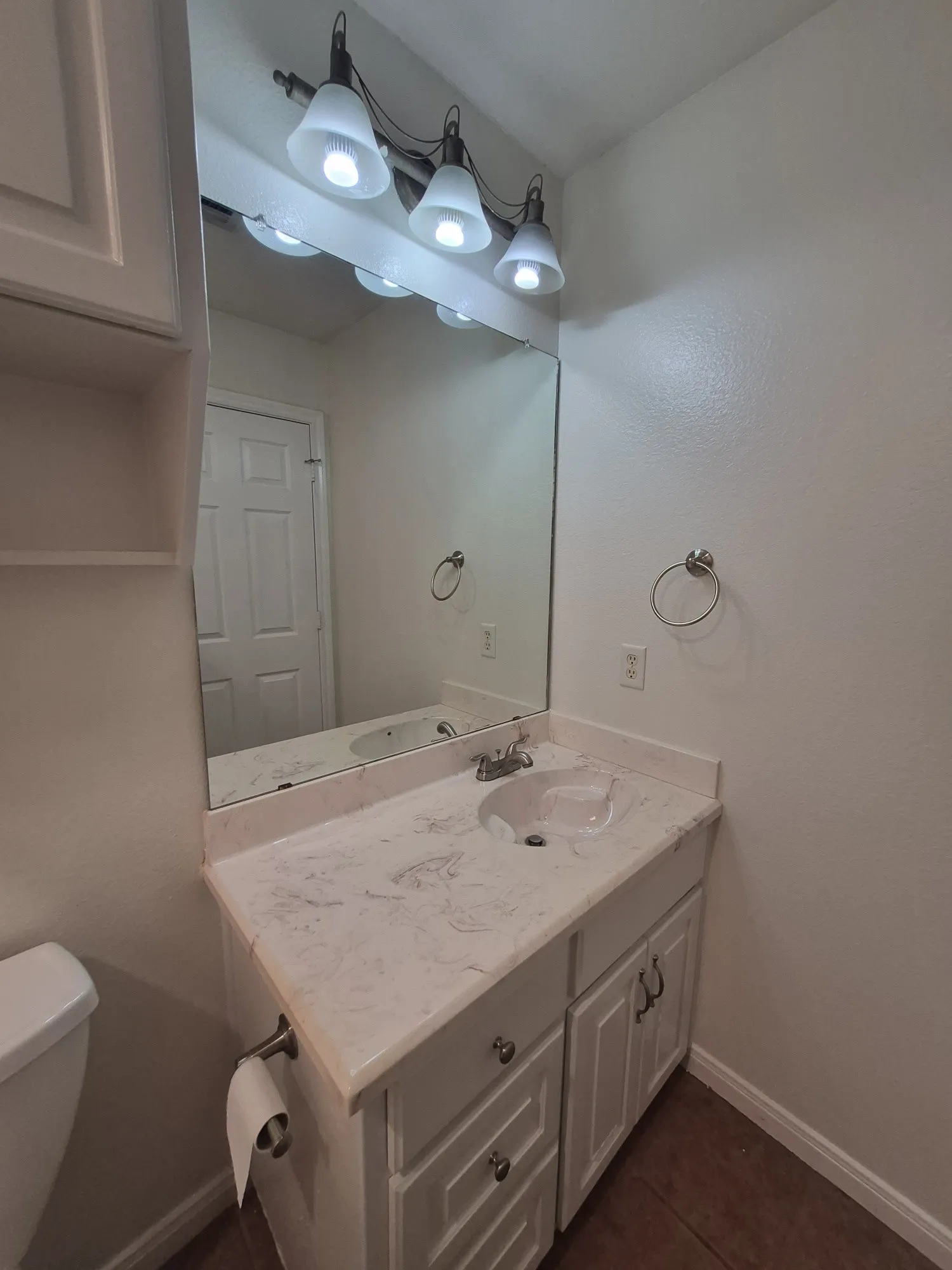 Single Family Residence For Sale in Mc Lennan County , 5517 Stillhouse Hollow, Waco, Texas 76708, 4 Bedroom, 2 Bathroom, 2 Garage spaces, 1,823 Sqft, built in 2003, mls#21386211, Real Estate Agent in Waco, Homes For Sale in Mc Lennan county, Homes For Sale in Waco, Realtor in Waco Texas, Real Estate Brokerage Independent Realty Texas, Luminita Cordes Realtor