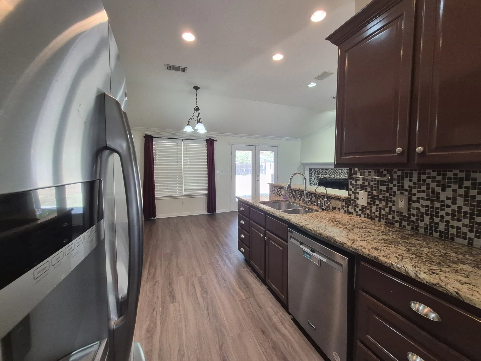 Single Family Residence For Sale in Mc Lennan County , 5517 Stillhouse Hollow, Waco, Texas 76708, 4 Bedroom, 2 Bathroom, 2 Garage spaces, 1,823 Sqft, built in 2003, mls#21386211, Real Estate Agent in Waco, Homes For Sale in Mc Lennan county, Homes For Sale in Waco, Realtor in Waco Texas, Real Estate Brokerage Independent Realty Texas, Luminita Cordes Realtor