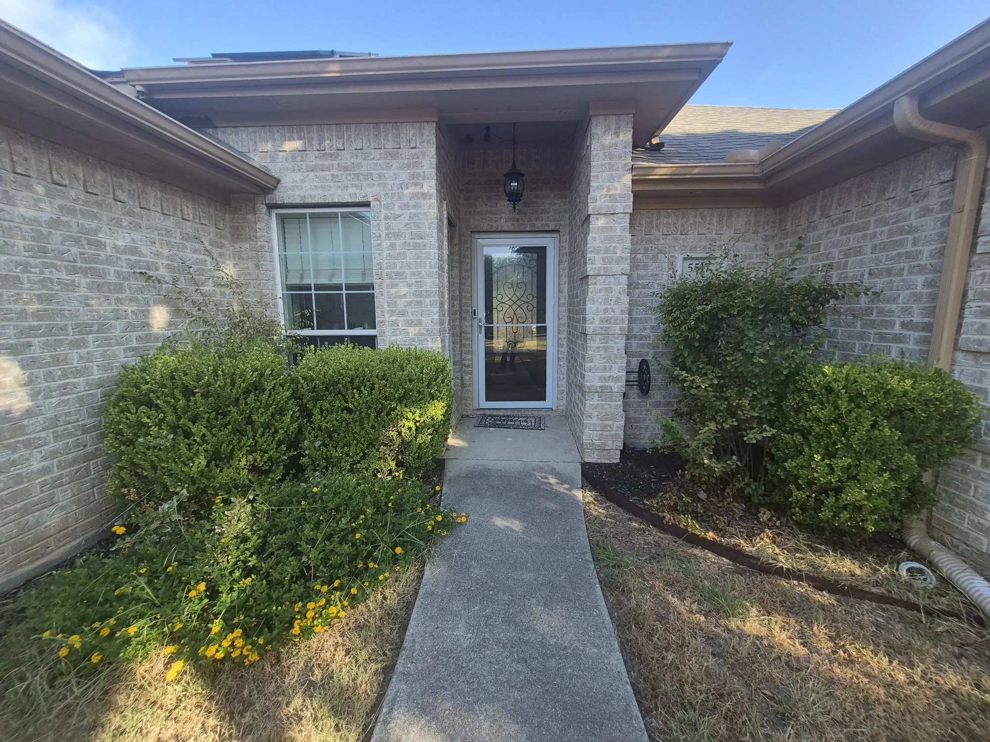 Single Family Residence For Sale in Mc Lennan County , 5517 Stillhouse Hollow, Waco, Texas 76708, 4 Bedroom, 2 Bathroom, 2 Garage spaces, 1,823 Sqft, built in 2003, mls#21386211, Real Estate Agent in Waco, Homes For Sale in Mc Lennan county, Homes For Sale in Waco, Realtor in Waco Texas, Real Estate Brokerage Independent Realty Texas, Luminita Cordes Realtor