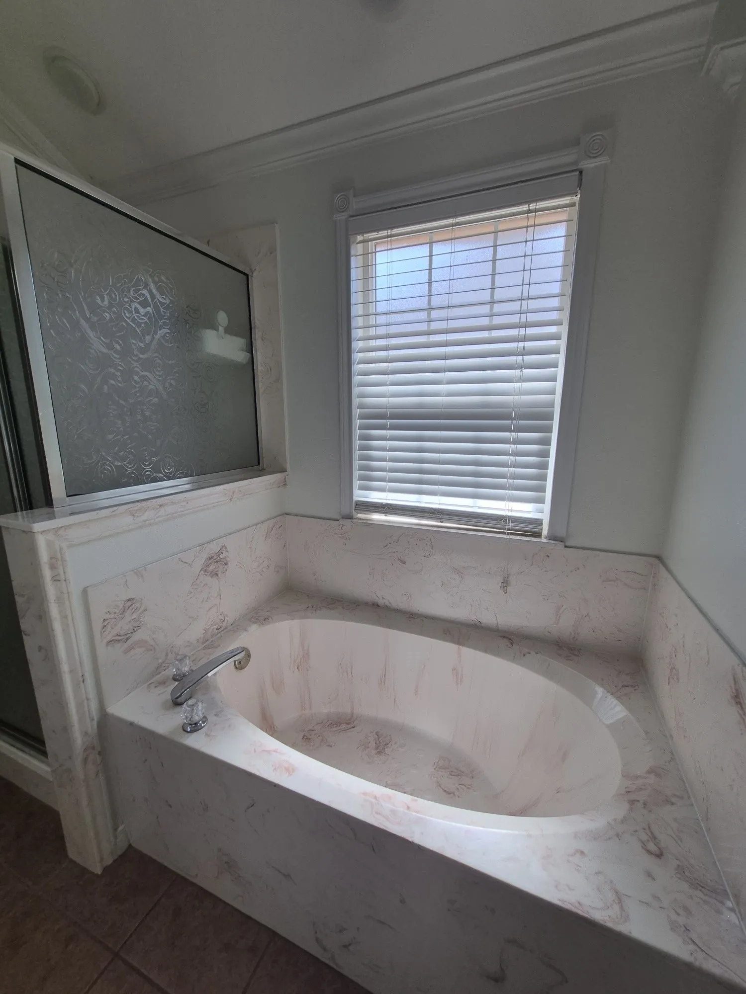 Single Family Residence For Sale in Mc Lennan County , 5517 Stillhouse Hollow, Waco, Texas 76708, 4 Bedroom, 2 Bathroom, 2 Garage spaces, 1,823 Sqft, built in 2003, mls#21386211, Real Estate Agent in Waco, Homes For Sale in Mc Lennan county, Homes For Sale in Waco, Realtor in Waco Texas, Real Estate Brokerage Independent Realty Texas, Luminita Cordes Realtor