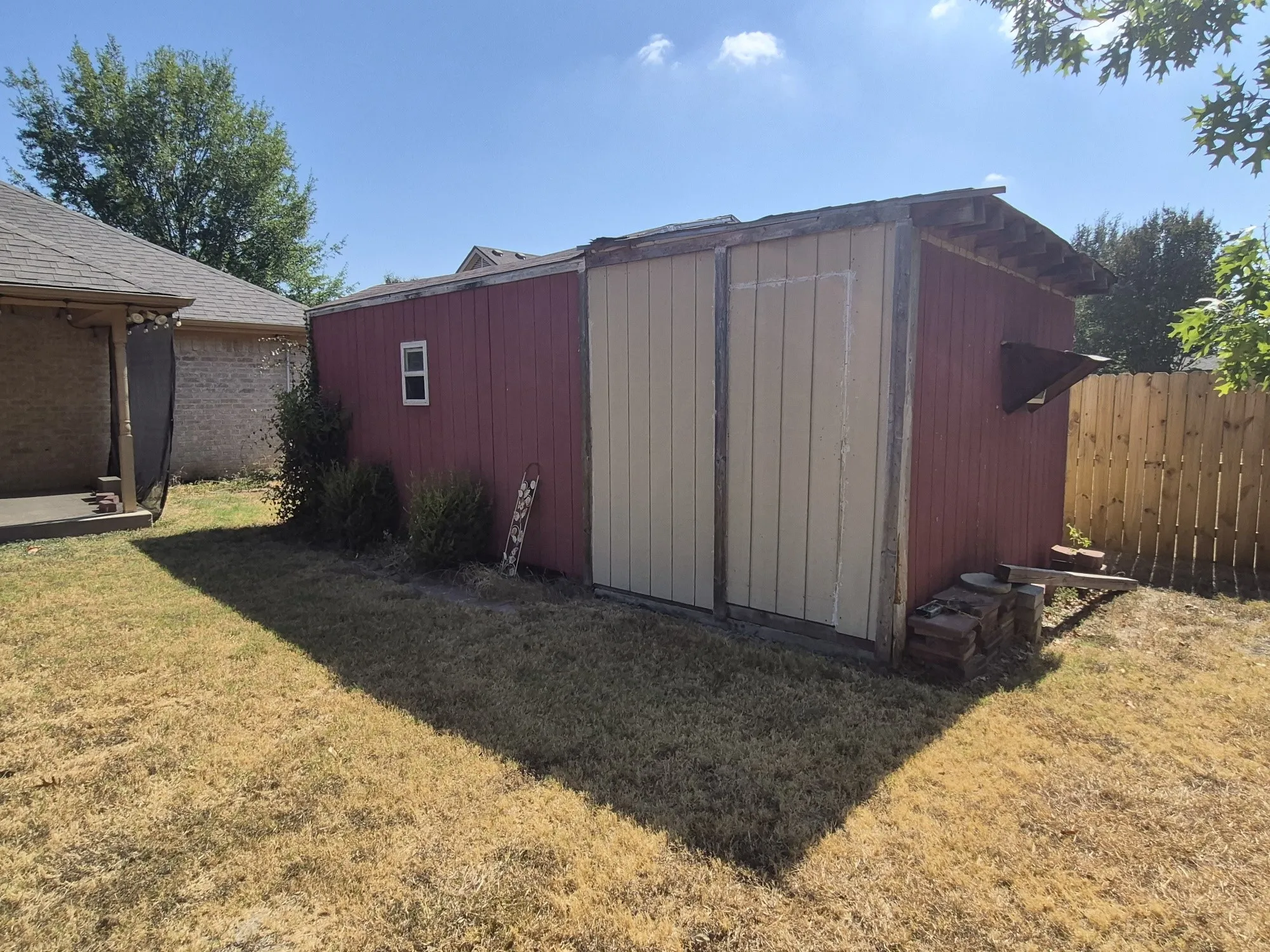 Single Family Residence For Sale in Mc Lennan County , 5517 Stillhouse Hollow, Waco, Texas 76708, 4 Bedroom, 2 Bathroom, 2 Garage spaces, 1,823 Sqft, built in 2003, mls#21386211, Real Estate Agent in Waco, Homes For Sale in Mc Lennan county, Homes For Sale in Waco, Realtor in Waco Texas, Real Estate Brokerage Independent Realty Texas, Luminita Cordes Realtor