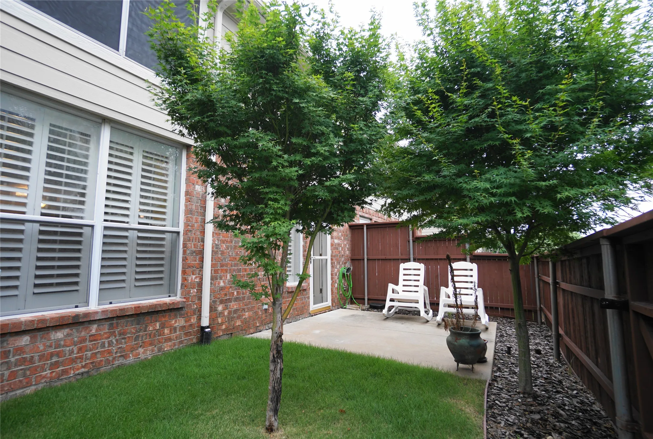 Townhouse For Rent in Collin County , 8609 Heather Ridge Drive, Plano, Texas 75024, 2 Bedroom, 2 Bathroom, 2 Garage spaces, 1,346 Sqft, built in 2001, mls#21386836, Real Estate Agent in Plano, Homes For Rent in Collin county, Homes For Rent in Plano, Realtor in Plano Texas, Real Estate Brokerage Independent Realty Texas, Luminita Cordes Realtor