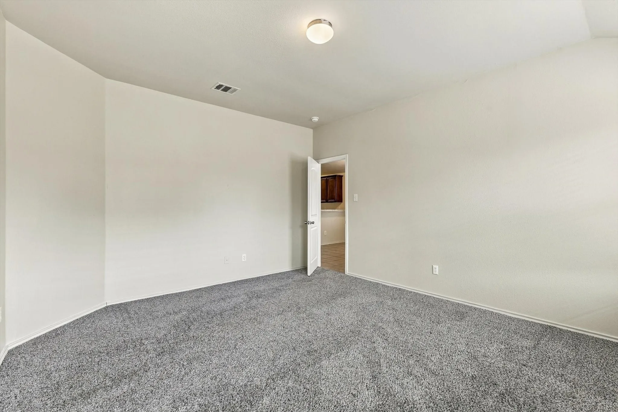 Single Family Residence For Rent in Dallas County , 2515 Wynngate Drive, Seagoville, Texas 75159, 3 Bedroom, 2 Bathroom, 2 Garage spaces, 1,489 Sqft, built in 2010, mls#21385122, Real Estate Agent in Seagoville, Homes For Rent in Dallas county, Homes For Rent in Seagoville, Realtor in Seagoville Texas, Real Estate Brokerage Independent Realty Texas, Luminita Cordes Realtor