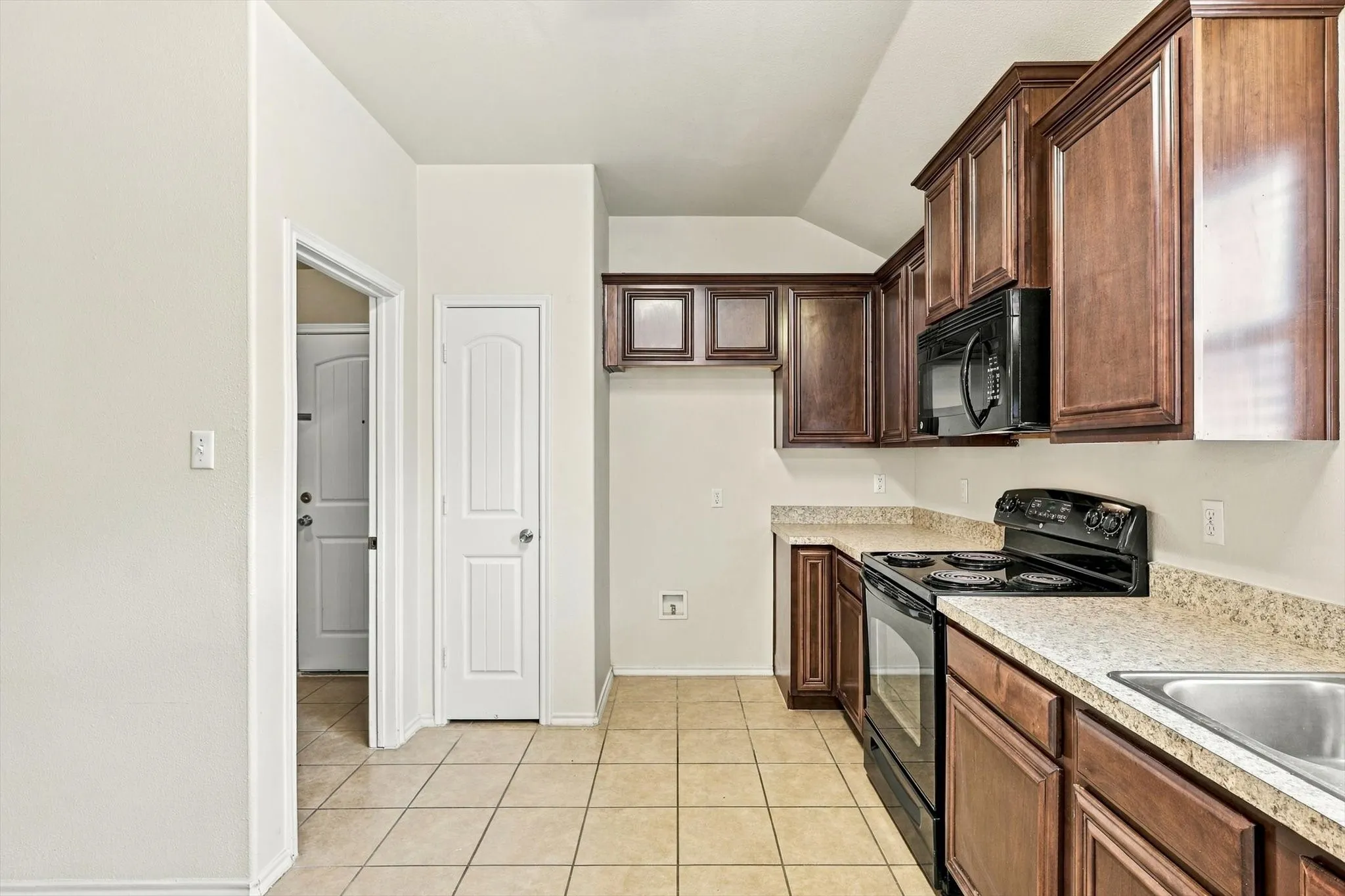 Single Family Residence For Rent in Dallas County , 2515 Wynngate Drive, Seagoville, Texas 75159, 3 Bedroom, 2 Bathroom, 2 Garage spaces, 1,489 Sqft, built in 2010, mls#21385122, Real Estate Agent in Seagoville, Homes For Rent in Dallas county, Homes For Rent in Seagoville, Realtor in Seagoville Texas, Real Estate Brokerage Independent Realty Texas, Luminita Cordes Realtor