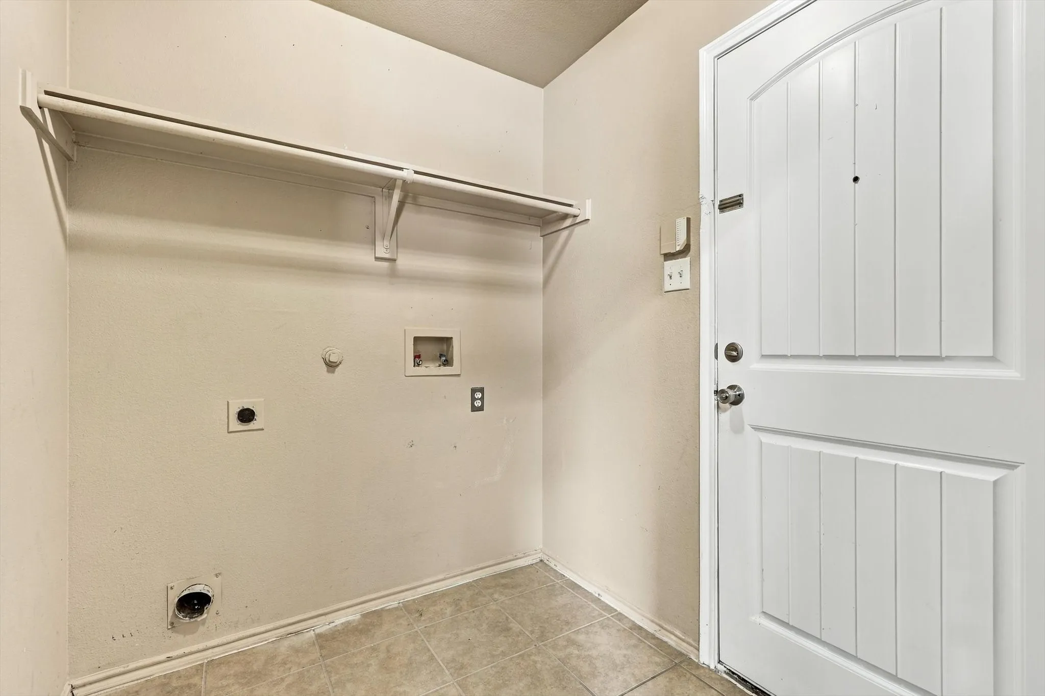 Single Family Residence For Rent in Dallas County , 2515 Wynngate Drive, Seagoville, Texas 75159, 3 Bedroom, 2 Bathroom, 2 Garage spaces, 1,489 Sqft, built in 2010, mls#21385122, Real Estate Agent in Seagoville, Homes For Rent in Dallas county, Homes For Rent in Seagoville, Realtor in Seagoville Texas, Real Estate Brokerage Independent Realty Texas, Luminita Cordes Realtor