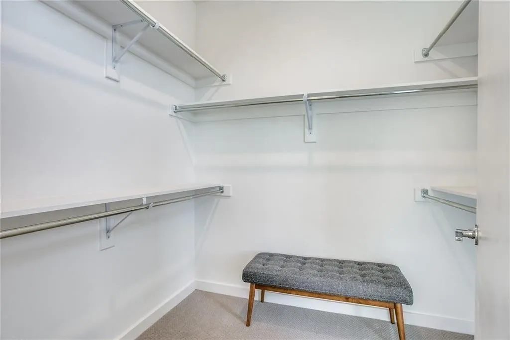 Condominium For Rent in Dallas County , 427 W 10th Street 303, Dallas, Texas 75208, 2 Bedroom, 3 Bathroom, 2 Garage spaces, 1,585 Sqft, built in 2018, mls#21386877, Real Estate Agent in Dallas, Homes For Rent in Dallas county, Homes For Rent in Dallas, Realtor in Dallas Texas, Real Estate Brokerage Independent Realty Texas, Luminita Cordes Realtor