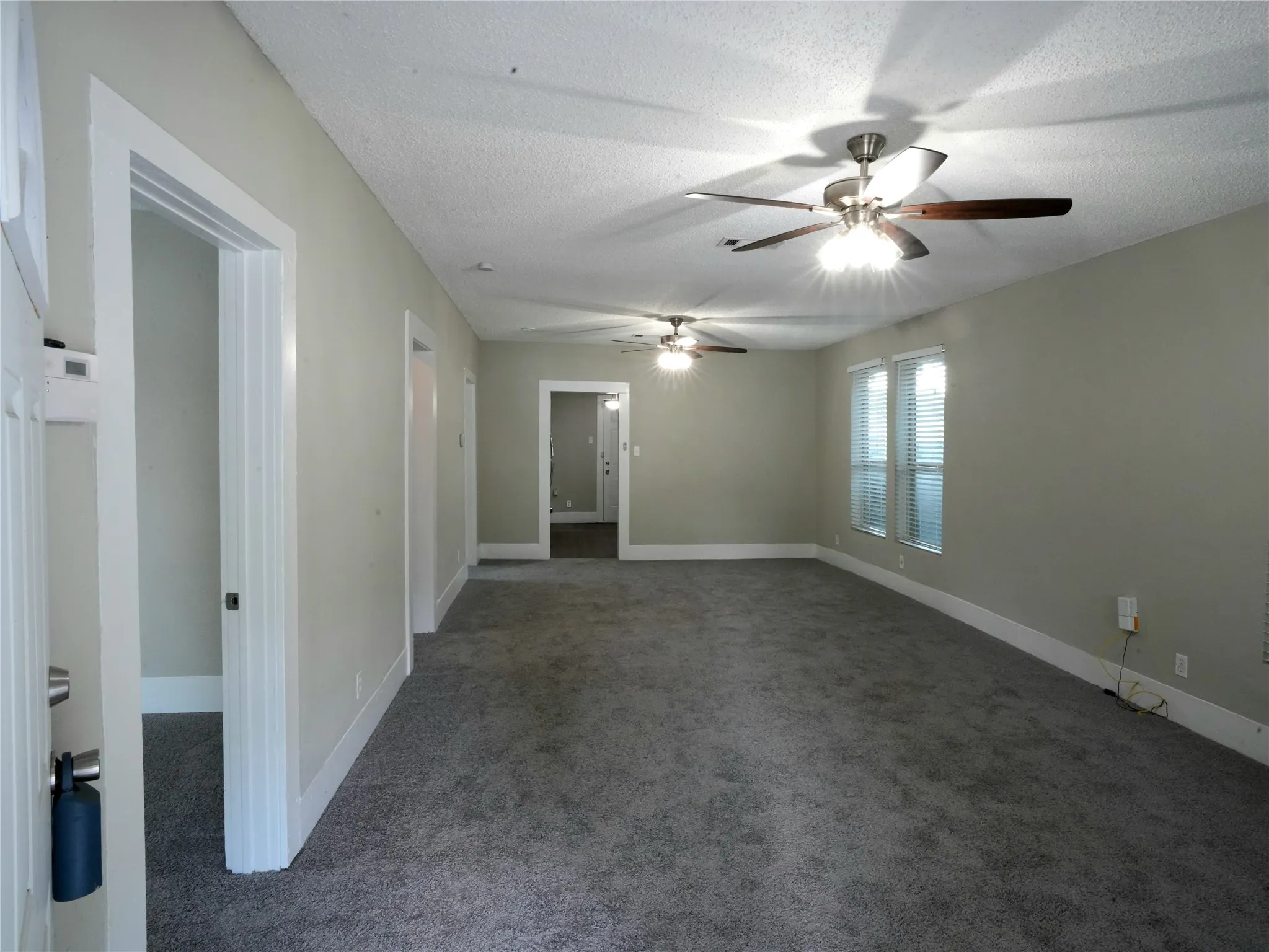 Single Family Residence For Sale in Tarrant County , 3012 Ryan Avenue, Fort Worth, Texas 76110, 3 Bedroom, 1 Bathroom, 1 Garage spaces, 1,189 Sqft, built in 1924, mls#21386878, Real Estate Agent in Fort Worth, Homes For Sale in Tarrant county, Homes For Sale in Fort Worth, Realtor in Fort Worth Texas, Real Estate Brokerage Independent Realty Texas, Luminita Cordes Realtor