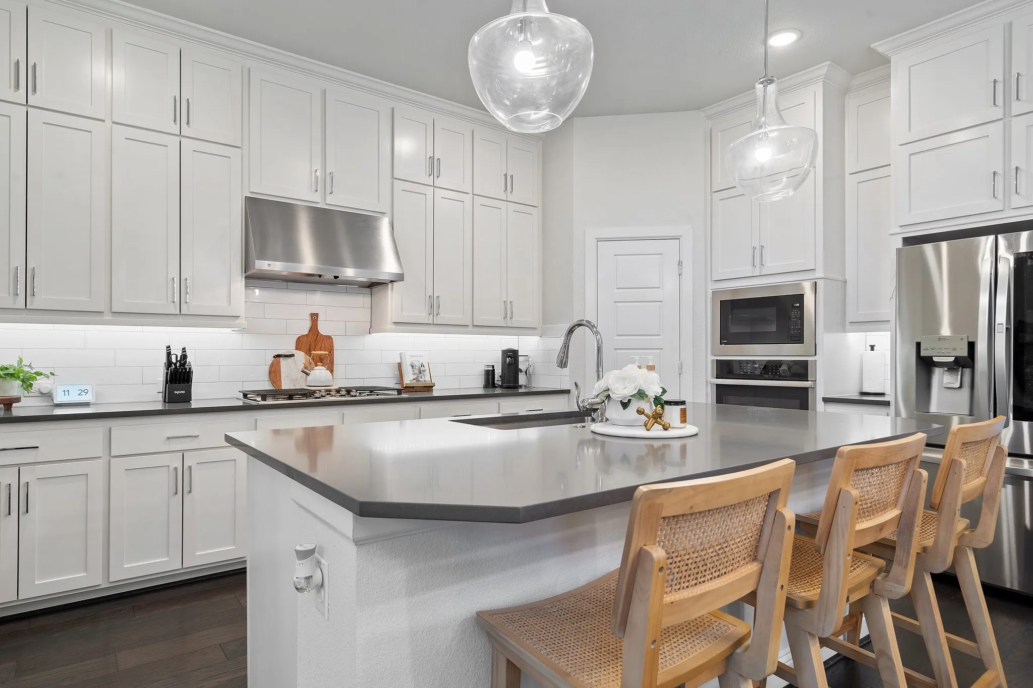 Single Family Residence For Rent in Collin County , 7240 San Saba Drive, Mc Kinney, Texas 75070, 4 Bedroom, 3 Bathroom, 2 Garage spaces, 2,690 Sqft, built in 2020, mls#21386451, Real Estate Agent in Mc Kinney, Homes For Rent in Collin county, Homes For Rent in Mc Kinney, Realtor in Mc Kinney Texas, Real Estate Brokerage Independent Realty Texas, Luminita Cordes Realtor
