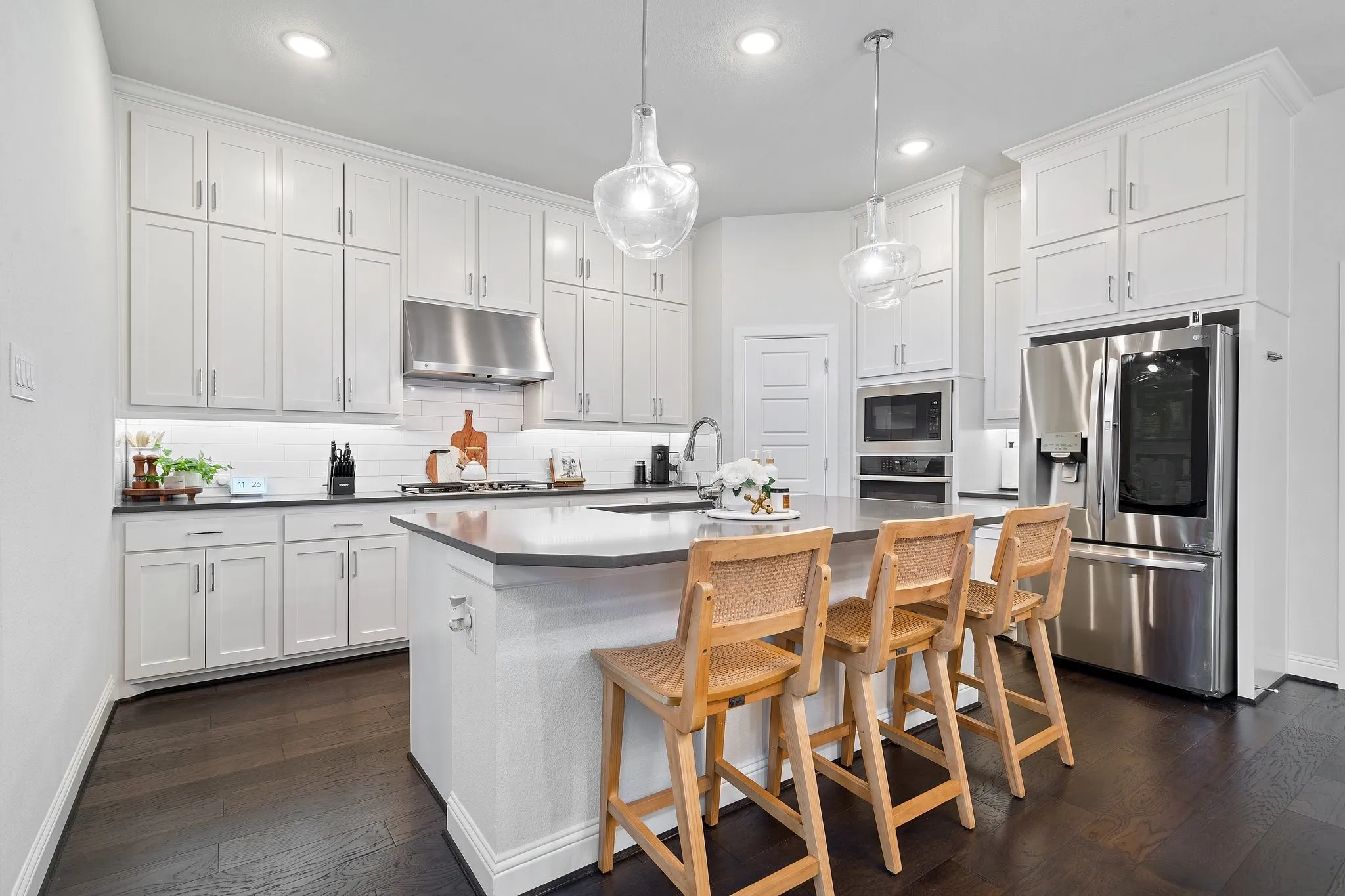 Single Family Residence For Rent in Collin County , 7240 San Saba Drive, Mc Kinney, Texas 75070, 4 Bedroom, 3 Bathroom, 2 Garage spaces, 2,690 Sqft, built in 2020, mls#21386451, Real Estate Agent in Mc Kinney, Homes For Rent in Collin county, Homes For Rent in Mc Kinney, Realtor in Mc Kinney Texas, Real Estate Brokerage Independent Realty Texas, Luminita Cordes Realtor