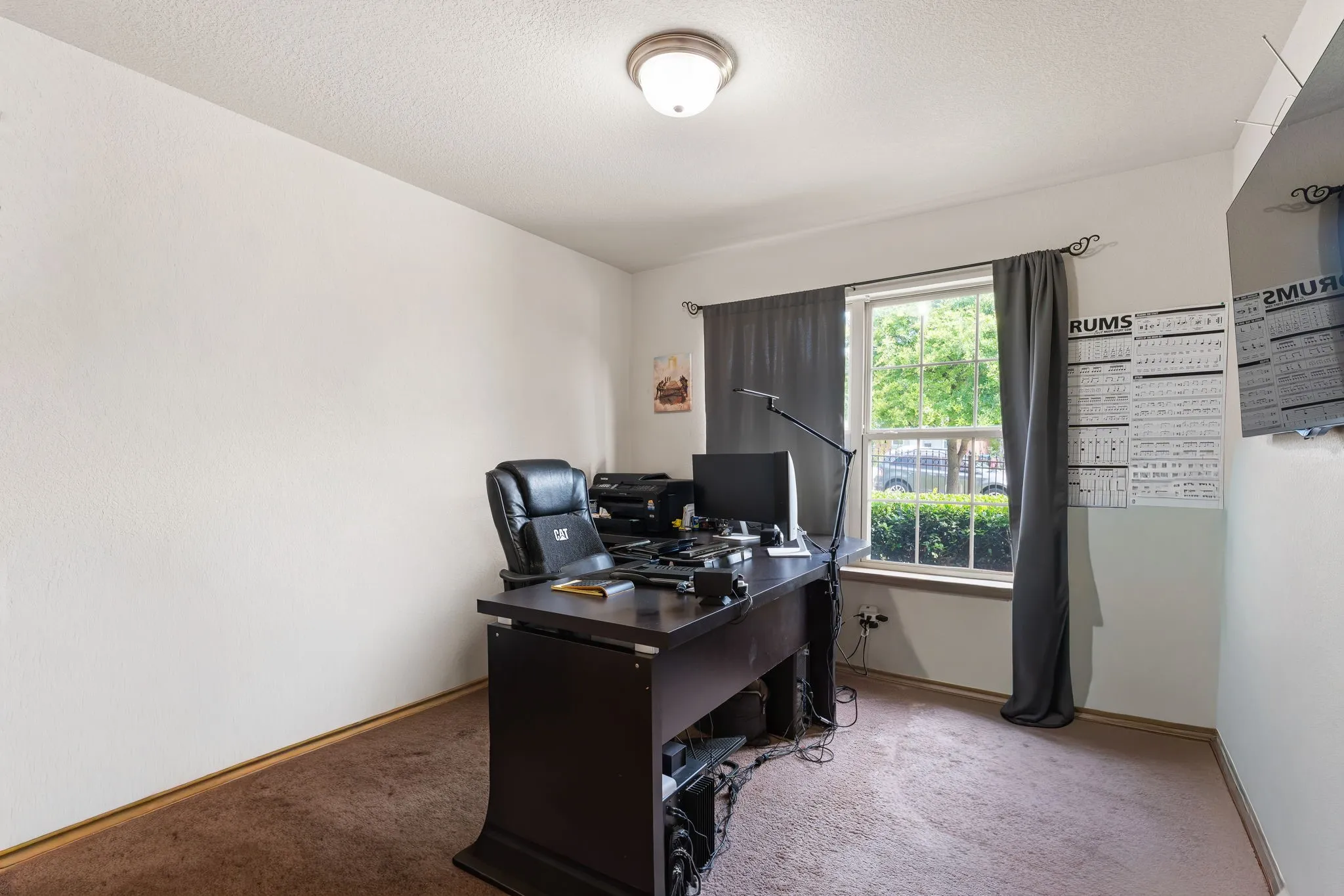 Single Family Residence For Rent in Tarrant County , 5309 Humbert Avenue, Fort Worth, Texas 76107, 4 Bedroom, 2 Bathroom, 2 Garage spaces, 1,651 Sqft, built in 2017, mls#21385407, Real Estate Agent in Fort Worth, Homes For Rent in Tarrant county, Homes For Rent in Fort Worth, Realtor in Fort Worth Texas, Real Estate Brokerage Independent Realty Texas, Luminita Cordes Realtor
