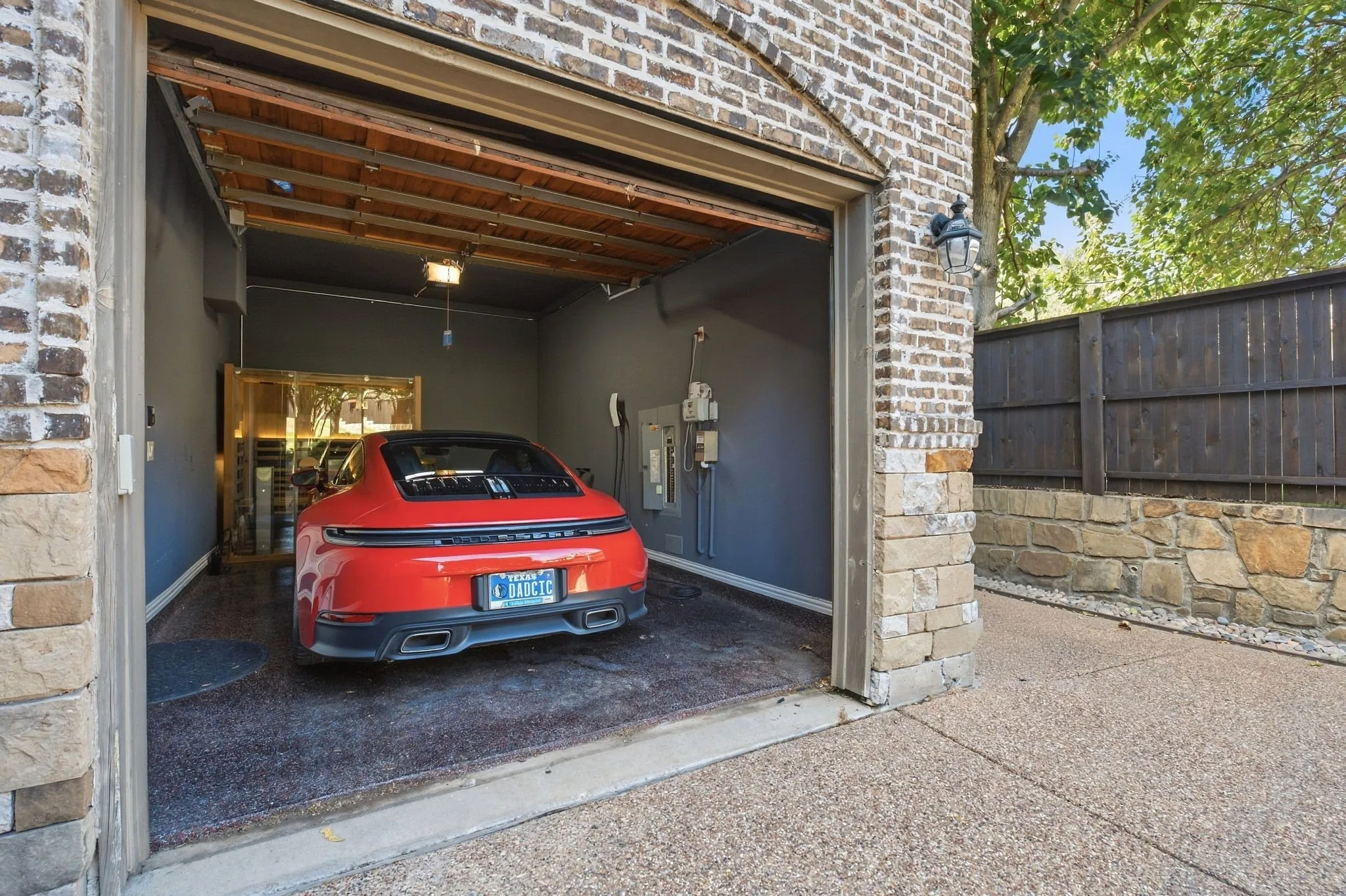 Additional single car Garage With Epoxy Flooring