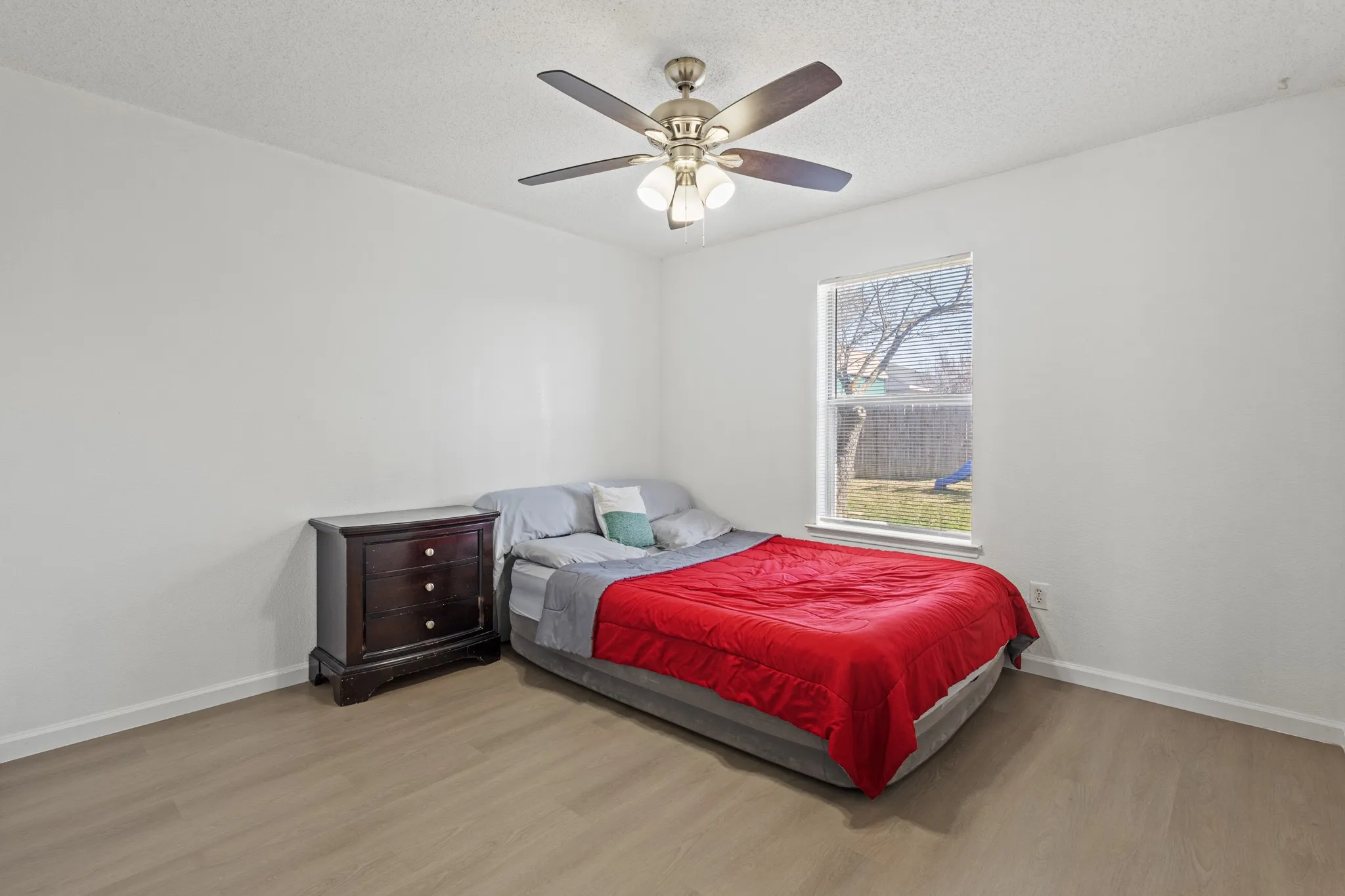 Single Family Residence For Sale in Tarrant County , 2501 Nogales Drive, Fort Worth, Texas 76108, 3 Bedroom, 2 Bathroom, 2 Garage spaces, 1,402 Sqft, built in 2002, mls#21383069, Real Estate Agent in Fort Worth, Homes For Sale in Tarrant county, Homes For Sale in Fort Worth, Realtor in Fort Worth Texas, Real Estate Brokerage Independent Realty Texas, Luminita Cordes Realtor