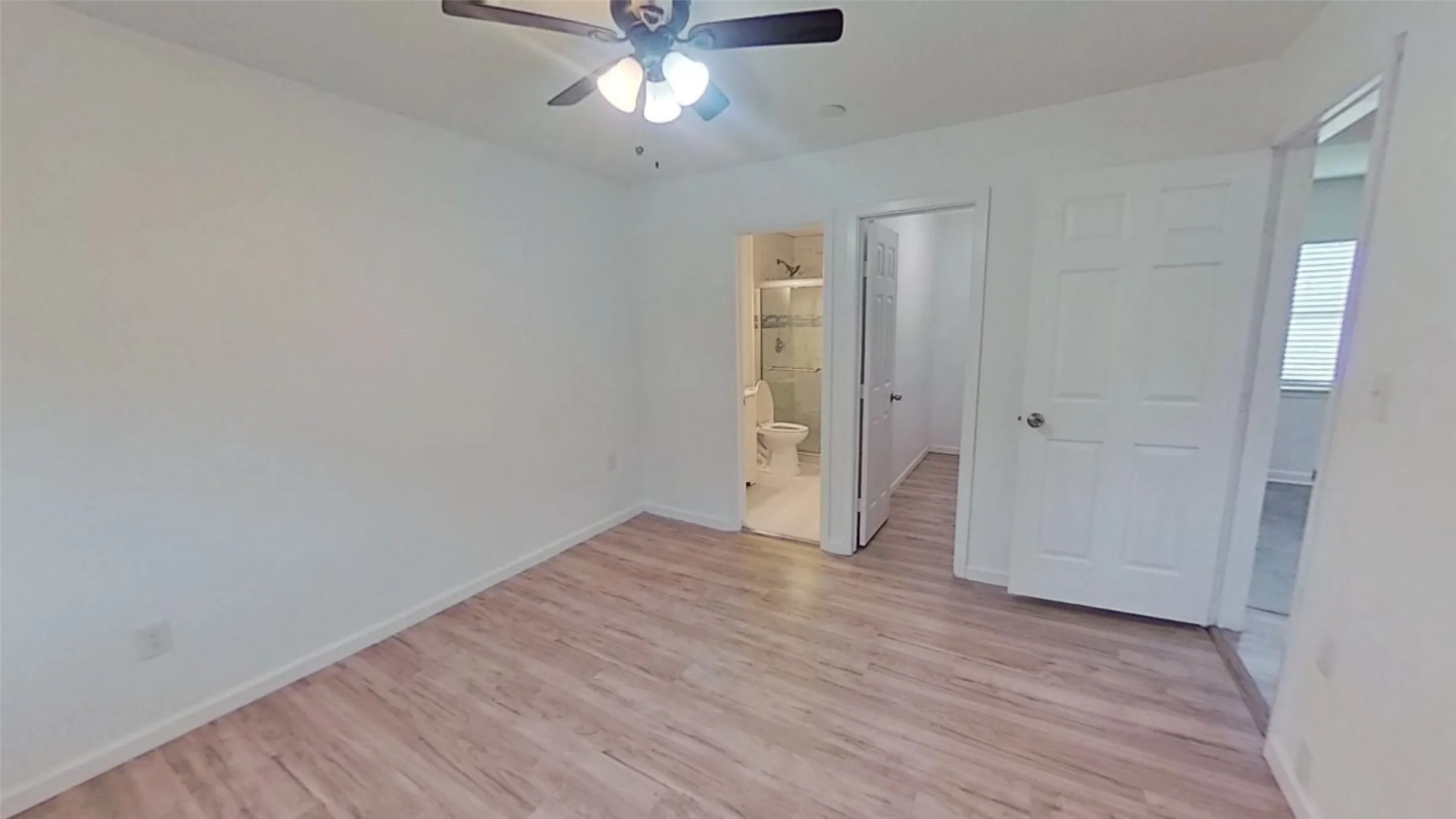 Single Family Residence For Rent in Dallas County , 2320 Brockbank Drive, Irving, Texas 75062, 3 Bedroom, 2 Bathroom, 2 Garage spaces, 1,075 Sqft, built in 1954, mls#21386910, Real Estate Agent in Irving, Homes For Rent in Dallas county, Homes For Rent in Irving, Realtor in Irving Texas, Real Estate Brokerage Independent Realty Texas, Luminita Cordes Realtor
