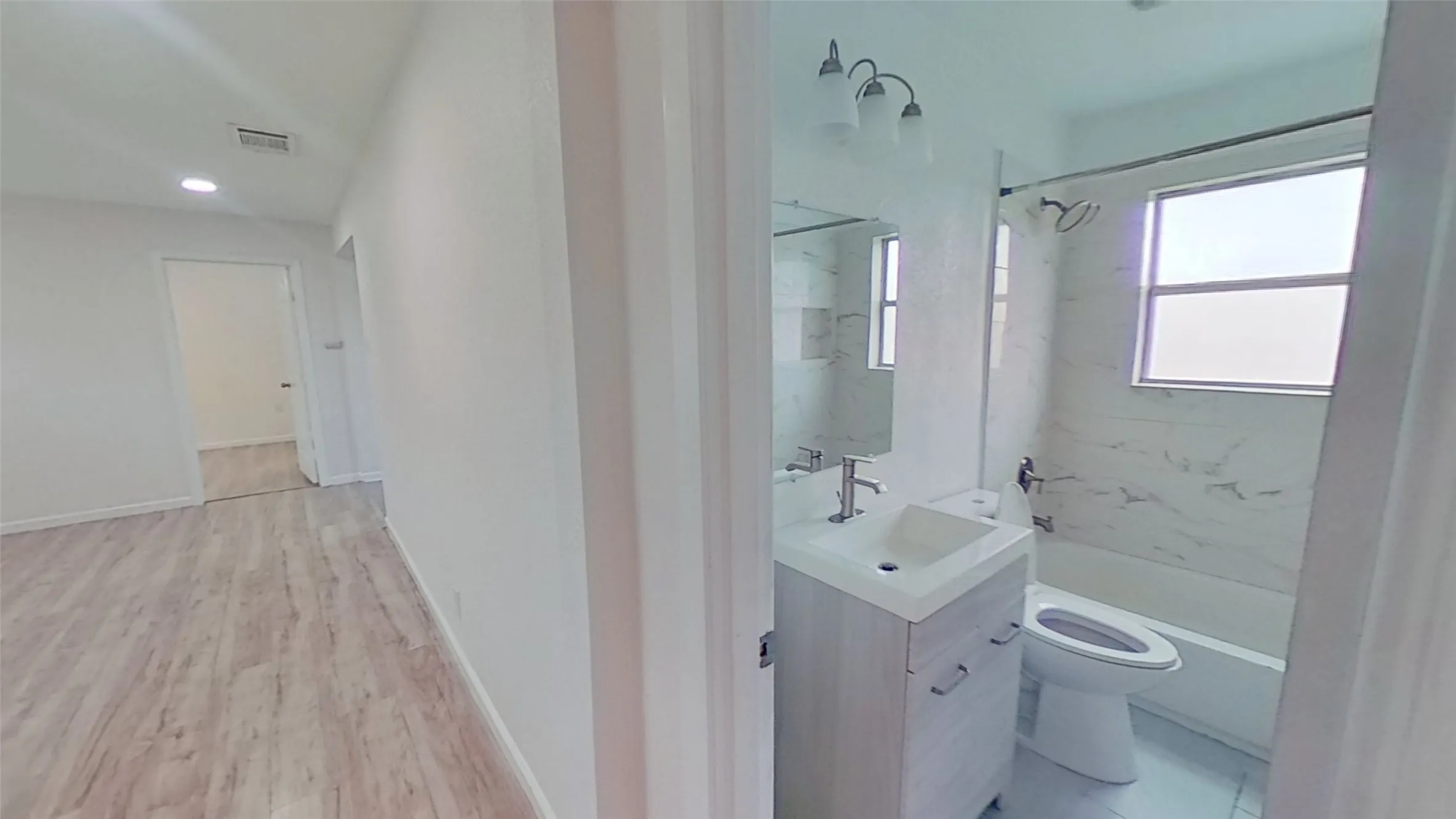 Single Family Residence For Rent in Dallas County , 2320 Brockbank Drive, Irving, Texas 75062, 3 Bedroom, 2 Bathroom, 2 Garage spaces, 1,075 Sqft, built in 1954, mls#21386910, Real Estate Agent in Irving, Homes For Rent in Dallas county, Homes For Rent in Irving, Realtor in Irving Texas, Real Estate Brokerage Independent Realty Texas, Luminita Cordes Realtor