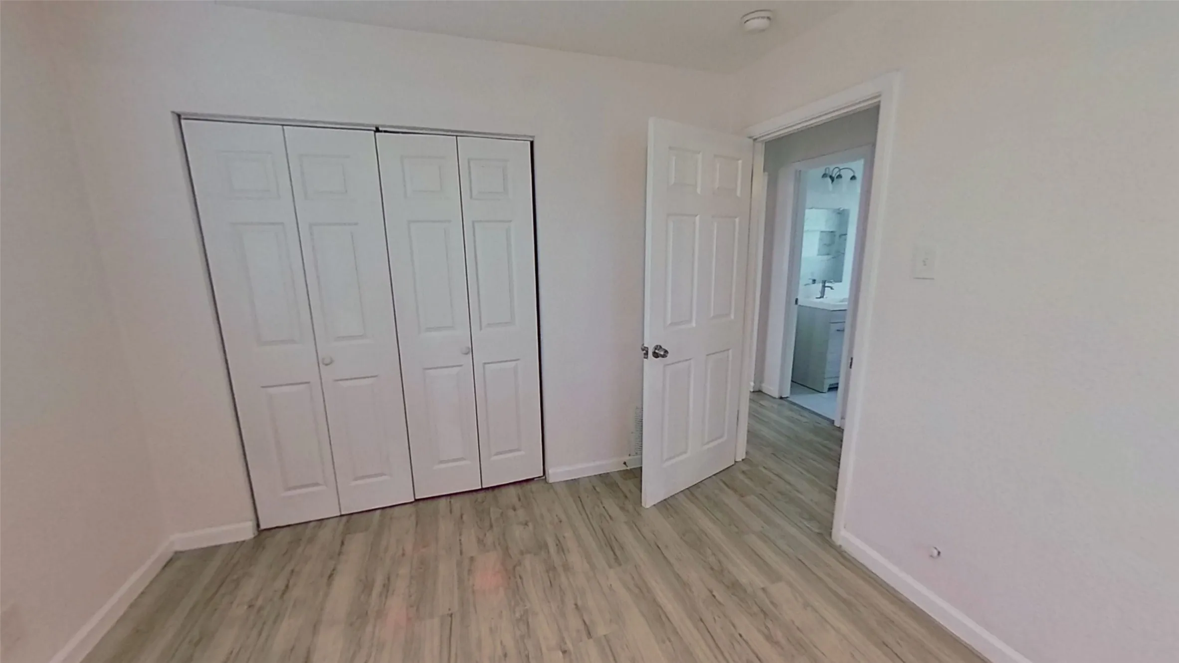 Single Family Residence For Rent in Dallas County , 2320 Brockbank Drive, Irving, Texas 75062, 3 Bedroom, 2 Bathroom, 2 Garage spaces, 1,075 Sqft, built in 1954, mls#21386910, Real Estate Agent in Irving, Homes For Rent in Dallas county, Homes For Rent in Irving, Realtor in Irving Texas, Real Estate Brokerage Independent Realty Texas, Luminita Cordes Realtor