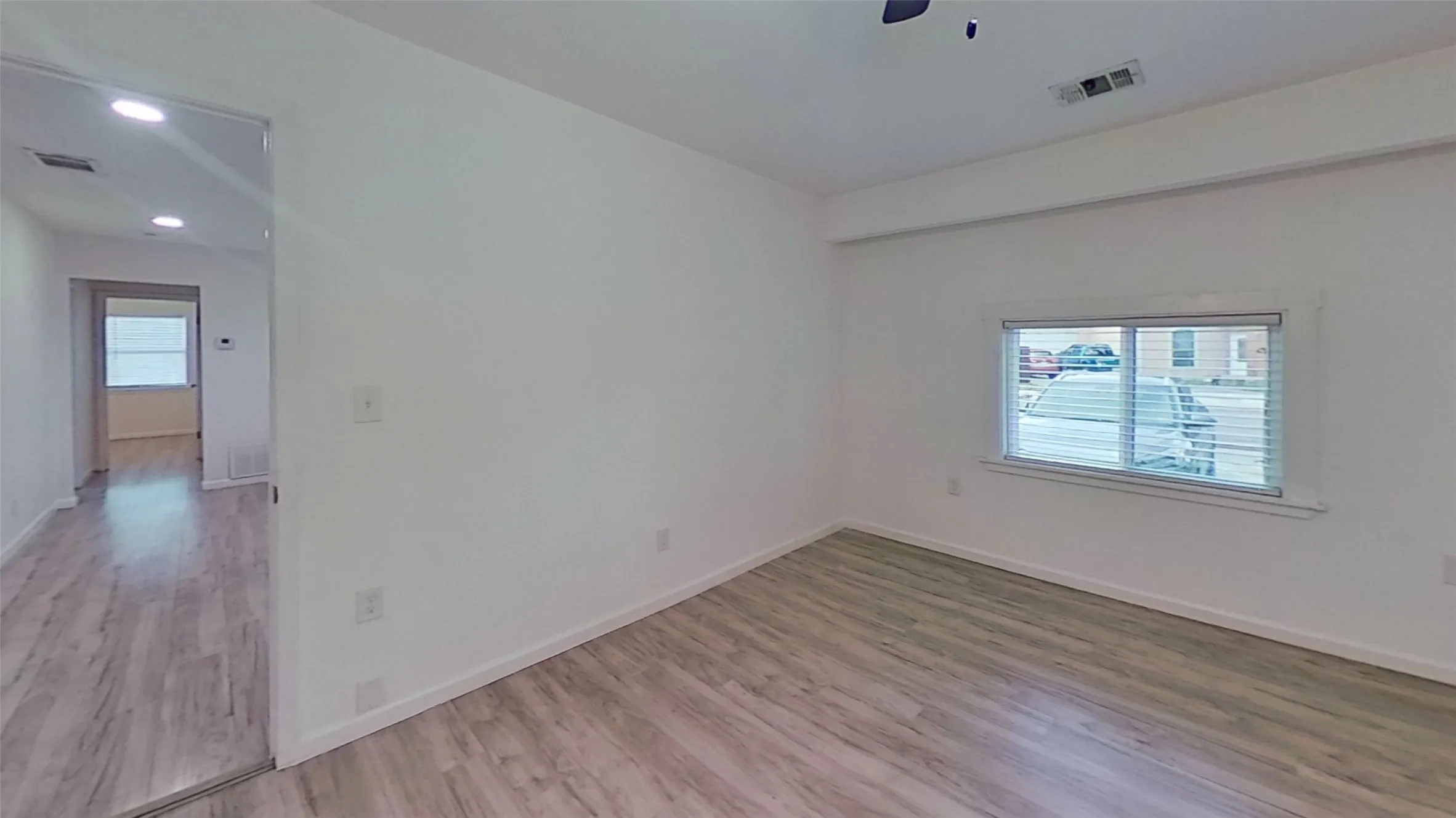 Single Family Residence For Rent in Dallas County , 2320 Brockbank Drive, Irving, Texas 75062, 3 Bedroom, 2 Bathroom, 2 Garage spaces, 1,075 Sqft, built in 1954, mls#21386910, Real Estate Agent in Irving, Homes For Rent in Dallas county, Homes For Rent in Irving, Realtor in Irving Texas, Real Estate Brokerage Independent Realty Texas, Luminita Cordes Realtor