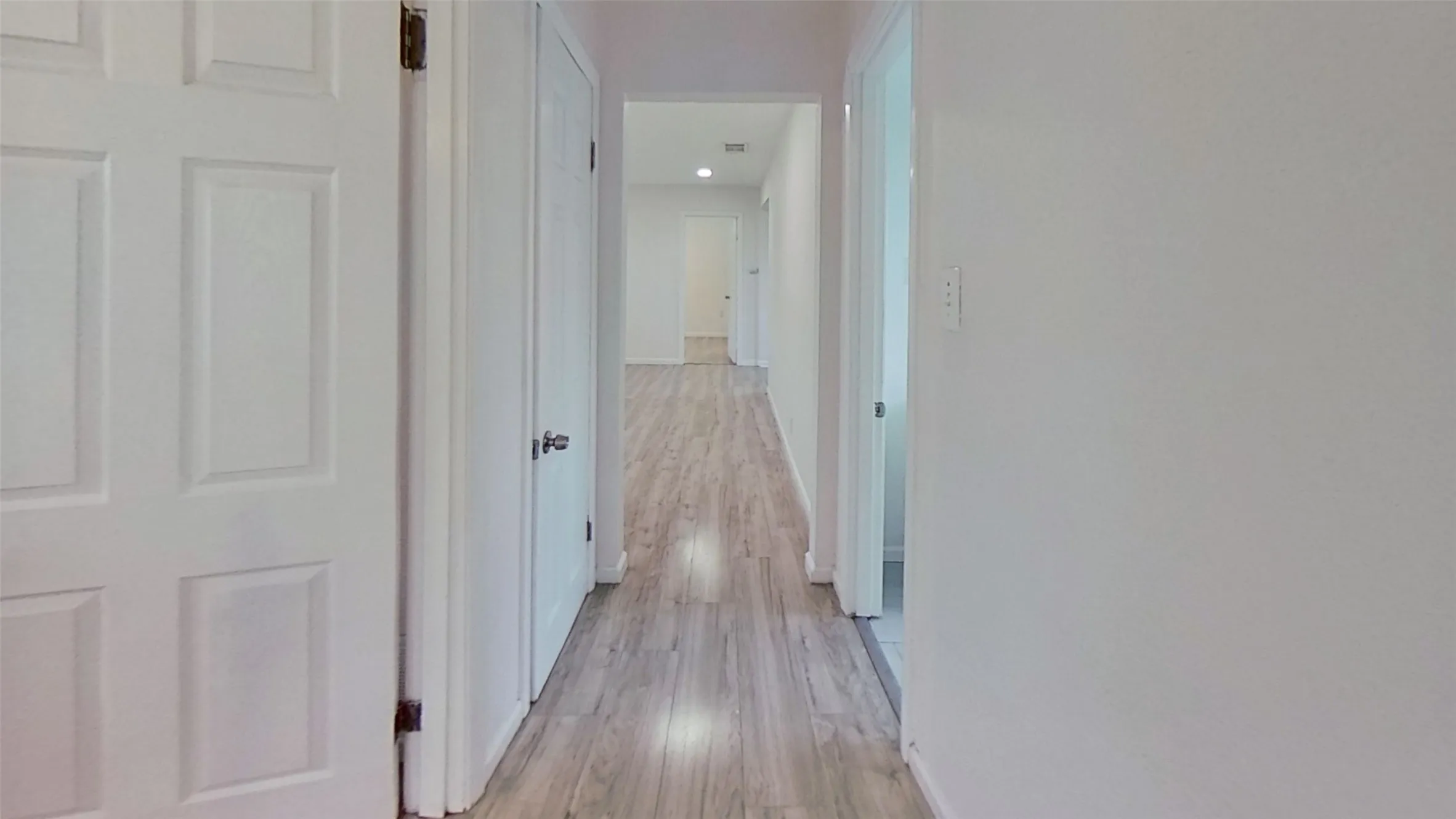 Single Family Residence For Rent in Dallas County , 2320 Brockbank Drive, Irving, Texas 75062, 3 Bedroom, 2 Bathroom, 2 Garage spaces, 1,075 Sqft, built in 1954, mls#21386910, Real Estate Agent in Irving, Homes For Rent in Dallas county, Homes For Rent in Irving, Realtor in Irving Texas, Real Estate Brokerage Independent Realty Texas, Luminita Cordes Realtor