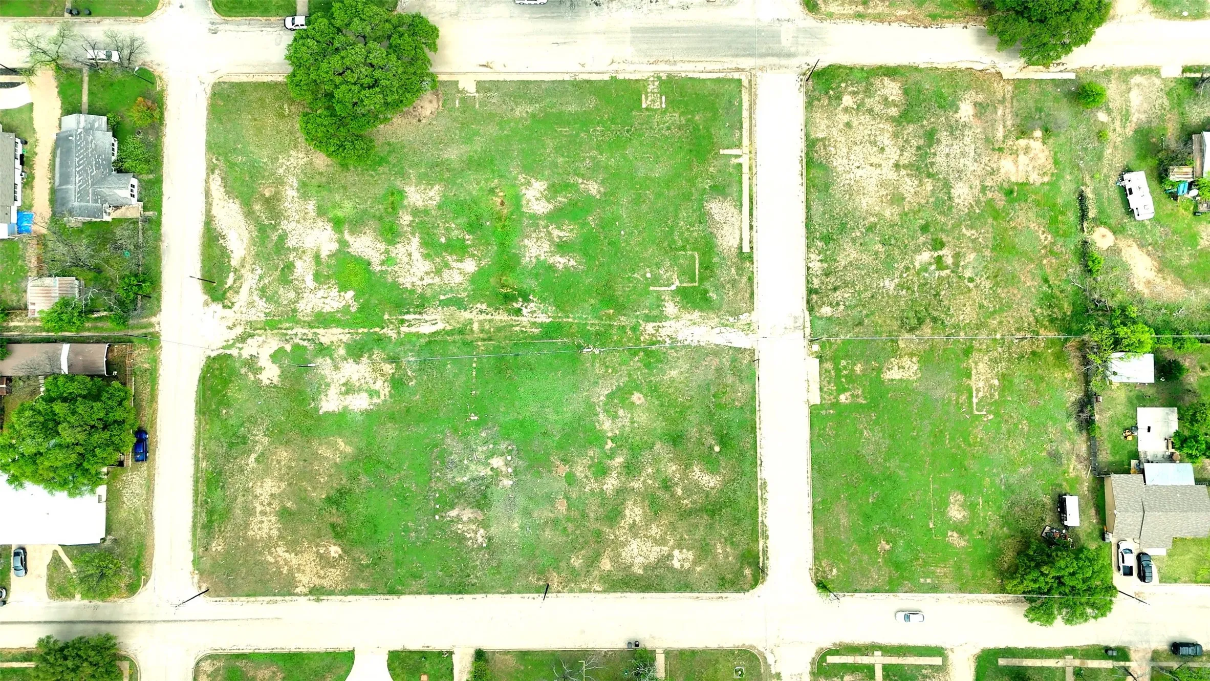Unimproved Land For Sale in Mc Culloch County , 1304 S high Street, Brady, Texas 76825, 0, 0, Garage spaces, 0 Sqft, built in 0, mls#21386914, Real Estate Agent in Brady, Homes For Sale in Mc Culloch county, Homes For Sale in Brady, Realtor in Brady Texas, Real Estate Brokerage Independent Realty Texas, Luminita Cordes Realtor