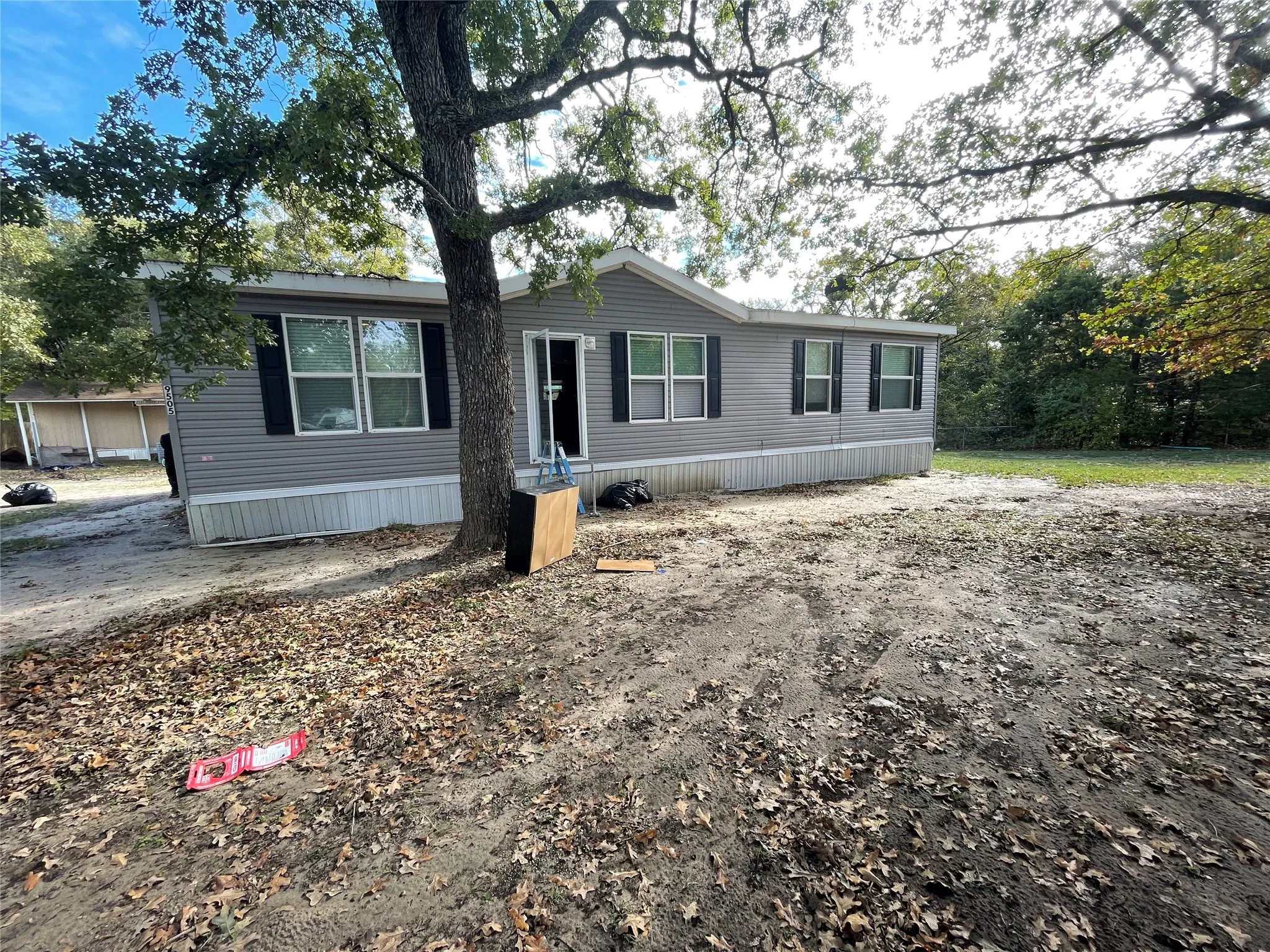 Manufactured Home For Rent in Hunt County , 9505 Janet Street, Hawk Cove, Texas 75474, 4 Bedroom, 2 Bathroom, Garage spaces, 1,440 Sqft, built in 2020, mls#21386911, Real Estate Agent in Hawk Cove, Homes For Rent in Hunt county, Homes For Rent in Hawk Cove, Realtor in Hawk Cove Texas, Real Estate Brokerage Independent Realty Texas, Luminita Cordes Realtor