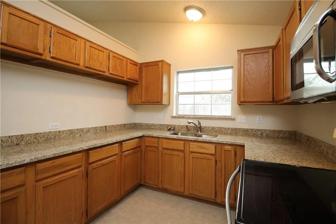 Duplex For Rent in Dallas County , 748 Versailles Street, Mesquite, Texas 75149, 2 Bedroom, 2 Bathroom, Garage spaces, 1,125 Sqft, built in 1985, mls#21386922, Real Estate Agent in Mesquite, Homes For Rent in Dallas county, Homes For Rent in Mesquite, Realtor in Mesquite Texas, Real Estate Brokerage Independent Realty Texas, Luminita Cordes Realtor