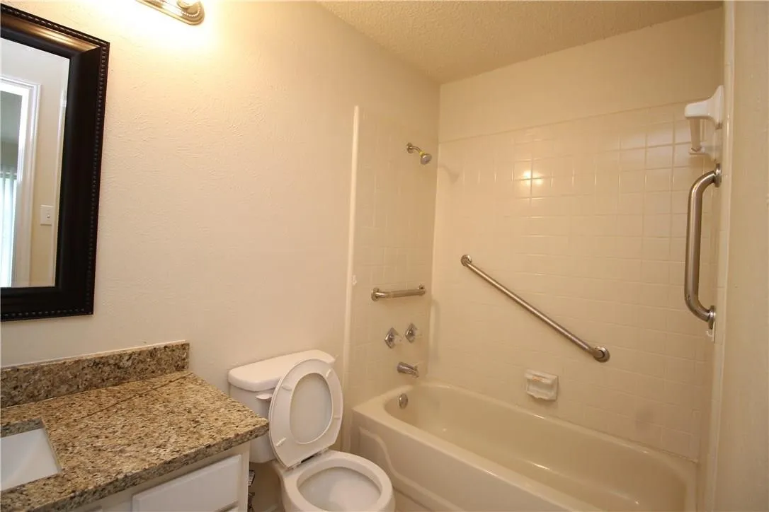 Duplex For Rent in Dallas County , 748 Versailles Street, Mesquite, Texas 75149, 2 Bedroom, 2 Bathroom, Garage spaces, 1,125 Sqft, built in 1985, mls#21386922, Real Estate Agent in Mesquite, Homes For Rent in Dallas county, Homes For Rent in Mesquite, Realtor in Mesquite Texas, Real Estate Brokerage Independent Realty Texas, Luminita Cordes Realtor