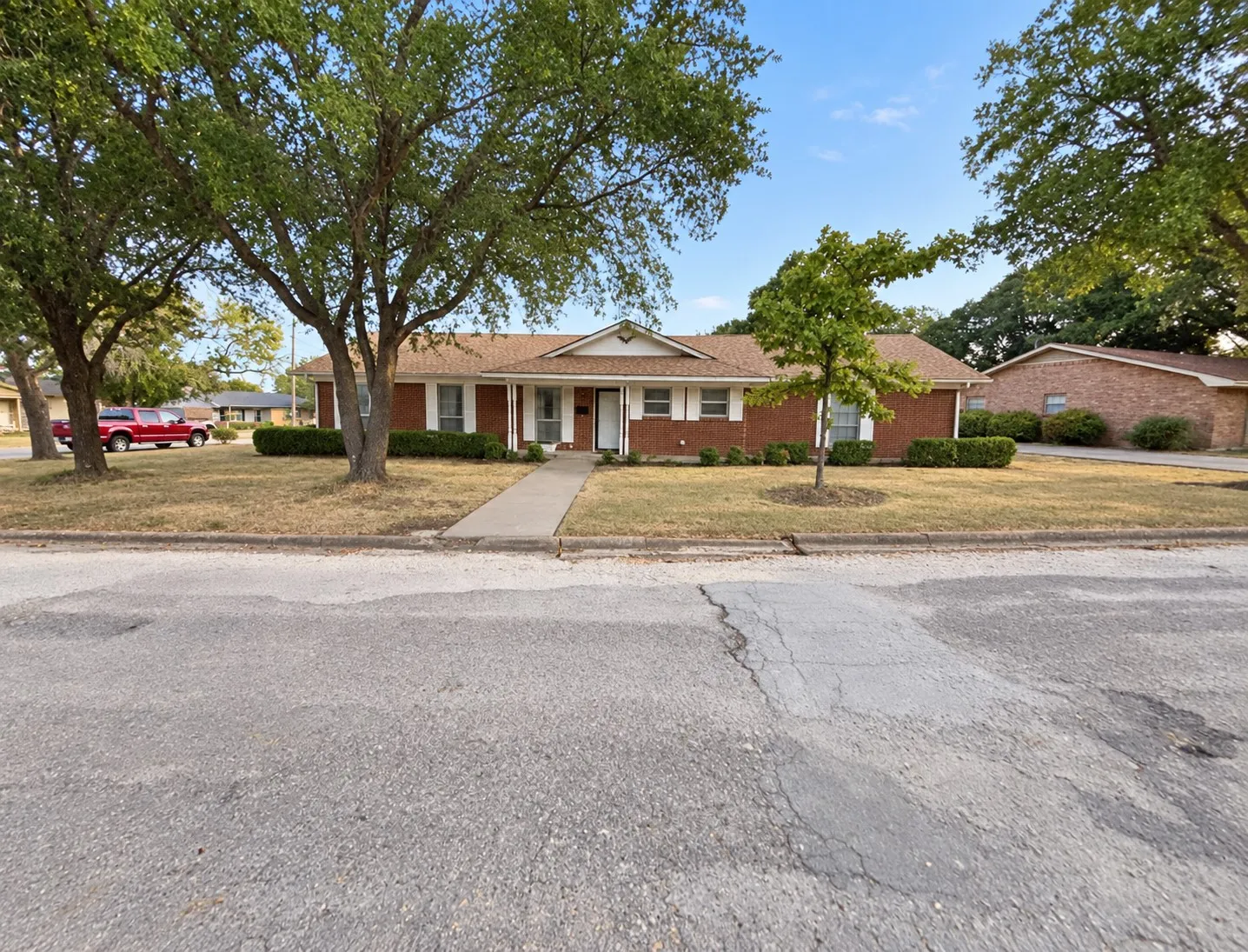 Single Family Residence For Sale