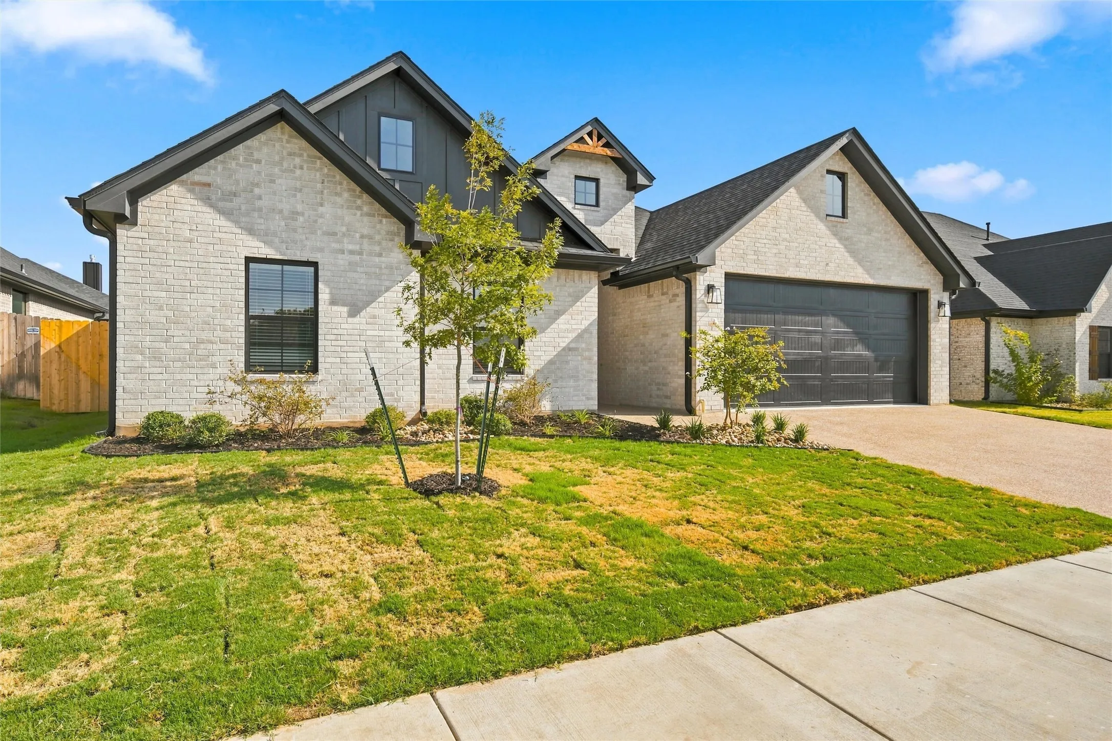 Single Family Residence For Sale in Mc Lennan County , 13045 Rainier Drive, Woodway, Texas 76712, 4 Bedroom, 2 Bathroom, 2 Garage spaces, 2,251 Sqft, built in 2026, mls#21380922, Real Estate Agent in Woodway, Homes For Sale in Mc Lennan county, Homes For Sale in Woodway, Realtor in Woodway Texas, Real Estate Brokerage Independent Realty Texas, Luminita Cordes Realtor