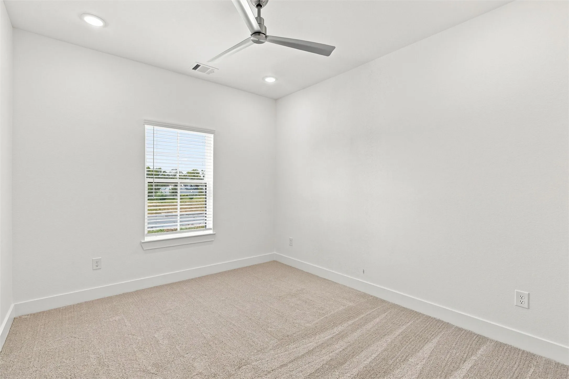 Single Family Residence For Sale in Mc Lennan County , 13045 Rainier Drive, Woodway, Texas 76712, 4 Bedroom, 2 Bathroom, 2 Garage spaces, 2,251 Sqft, built in 2026, mls#21380922, Real Estate Agent in Woodway, Homes For Sale in Mc Lennan county, Homes For Sale in Woodway, Realtor in Woodway Texas, Real Estate Brokerage Independent Realty Texas, Luminita Cordes Realtor