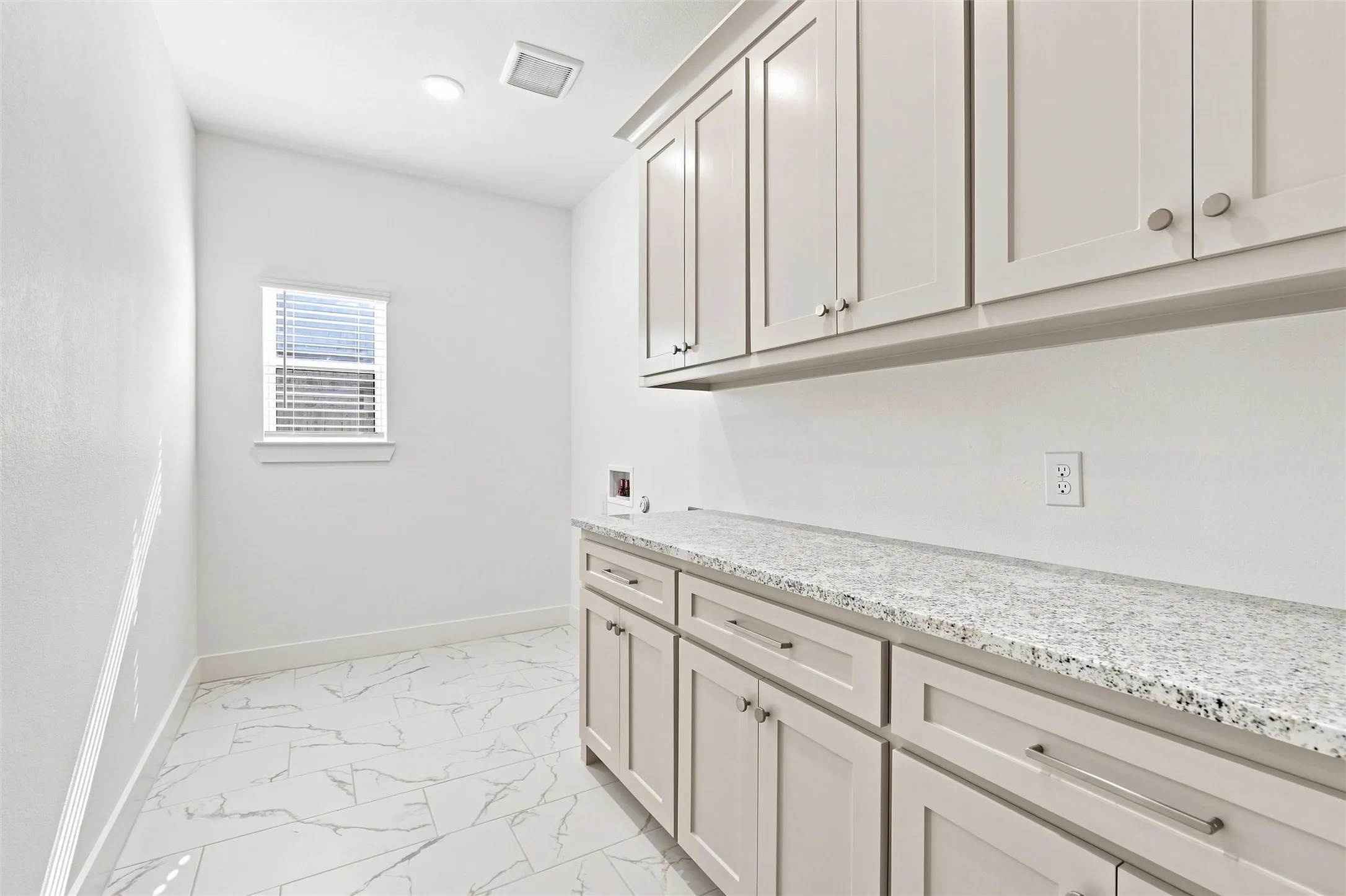 Single Family Residence For Sale in Mc Lennan County , 13045 Rainier Drive, Woodway, Texas 76712, 4 Bedroom, 2 Bathroom, 2 Garage spaces, 2,251 Sqft, built in 2026, mls#21380922, Real Estate Agent in Woodway, Homes For Sale in Mc Lennan county, Homes For Sale in Woodway, Realtor in Woodway Texas, Real Estate Brokerage Independent Realty Texas, Luminita Cordes Realtor