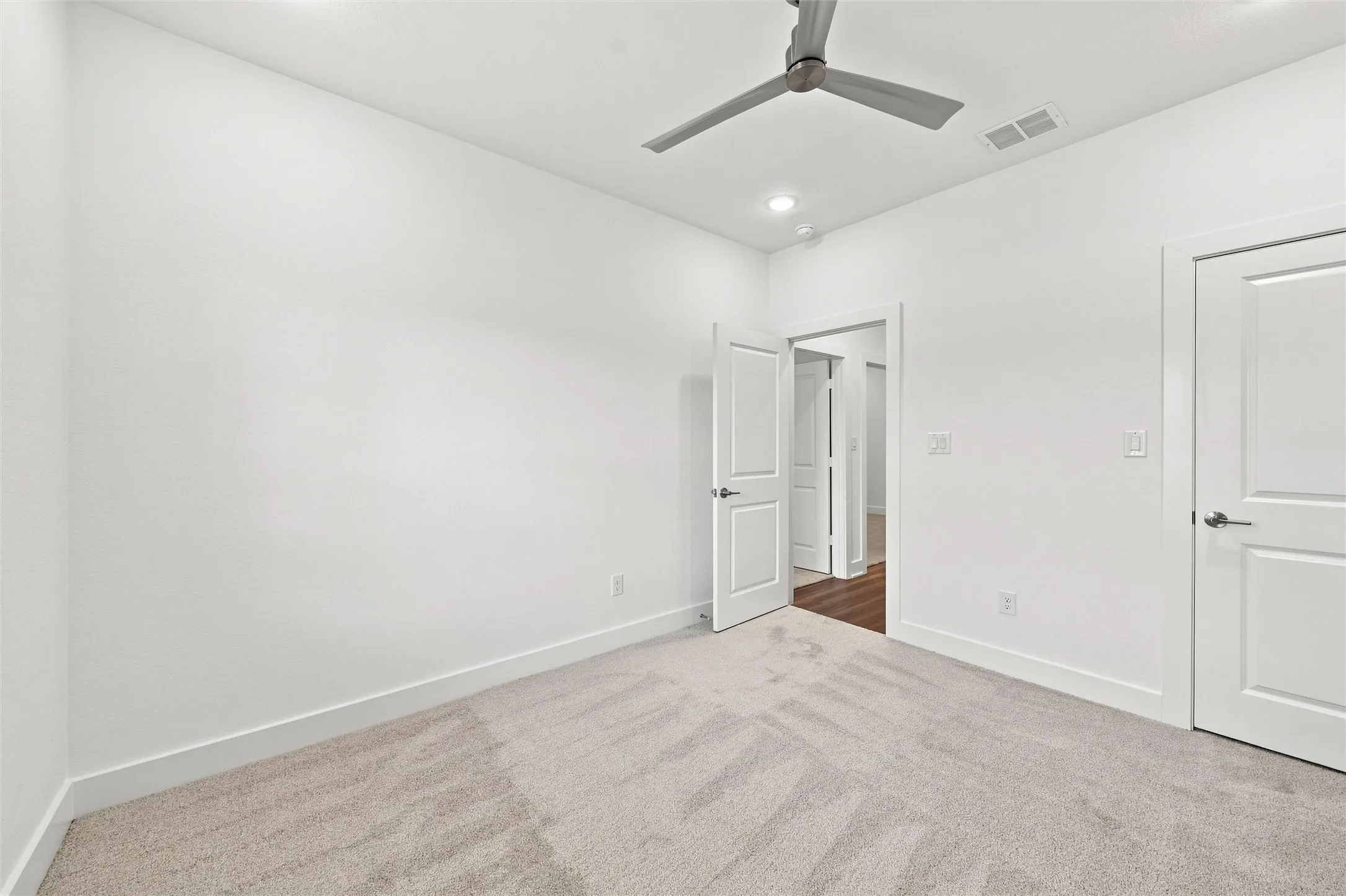 Single Family Residence For Sale in Mc Lennan County , 13045 Rainier Drive, Woodway, Texas 76712, 4 Bedroom, 2 Bathroom, 2 Garage spaces, 2,251 Sqft, built in 2026, mls#21380922, Real Estate Agent in Woodway, Homes For Sale in Mc Lennan county, Homes For Sale in Woodway, Realtor in Woodway Texas, Real Estate Brokerage Independent Realty Texas, Luminita Cordes Realtor