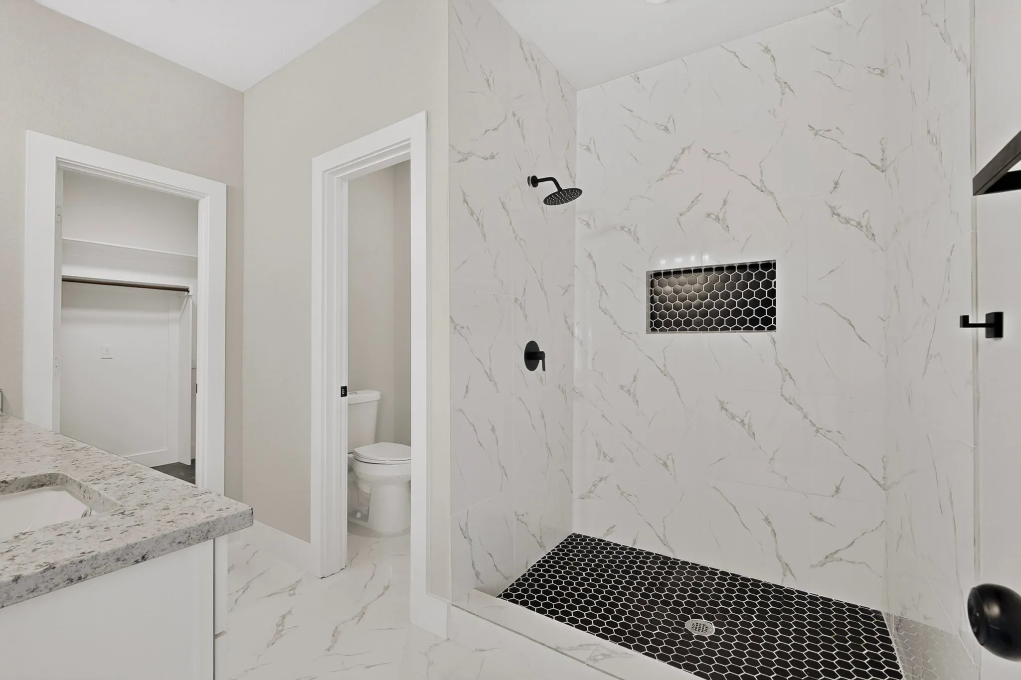 Single Family Residence For Sale in Tarrant County , 203 W Mansfield Avenue, Kennedale, Texas 76060, 4 Bedroom, 3 Bathroom, 2 Garage spaces, 1,800 Sqft, built in 2025, mls#21386824, Real Estate Agent in Kennedale, Homes For Sale in Tarrant county, Homes For Sale in Kennedale, Realtor in Kennedale Texas, Real Estate Brokerage Independent Realty Texas, Luminita Cordes Realtor