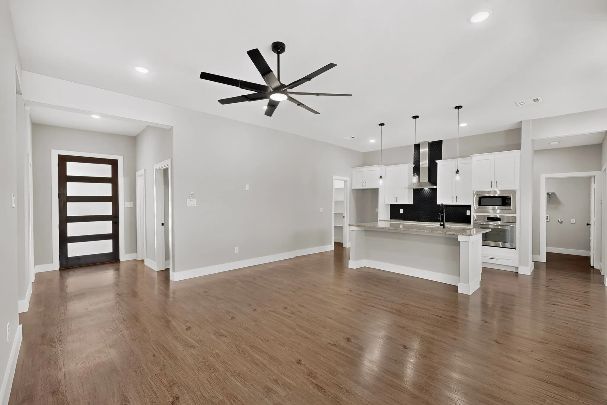 Single Family Residence For Sale in Tarrant County , 203 W Mansfield Avenue, Kennedale, Texas 76060, 4 Bedroom, 3 Bathroom, 2 Garage spaces, 1,800 Sqft, built in 2025, mls#21386824, Real Estate Agent in Kennedale, Homes For Sale in Tarrant county, Homes For Sale in Kennedale, Realtor in Kennedale Texas, Real Estate Brokerage Independent Realty Texas, Luminita Cordes Realtor