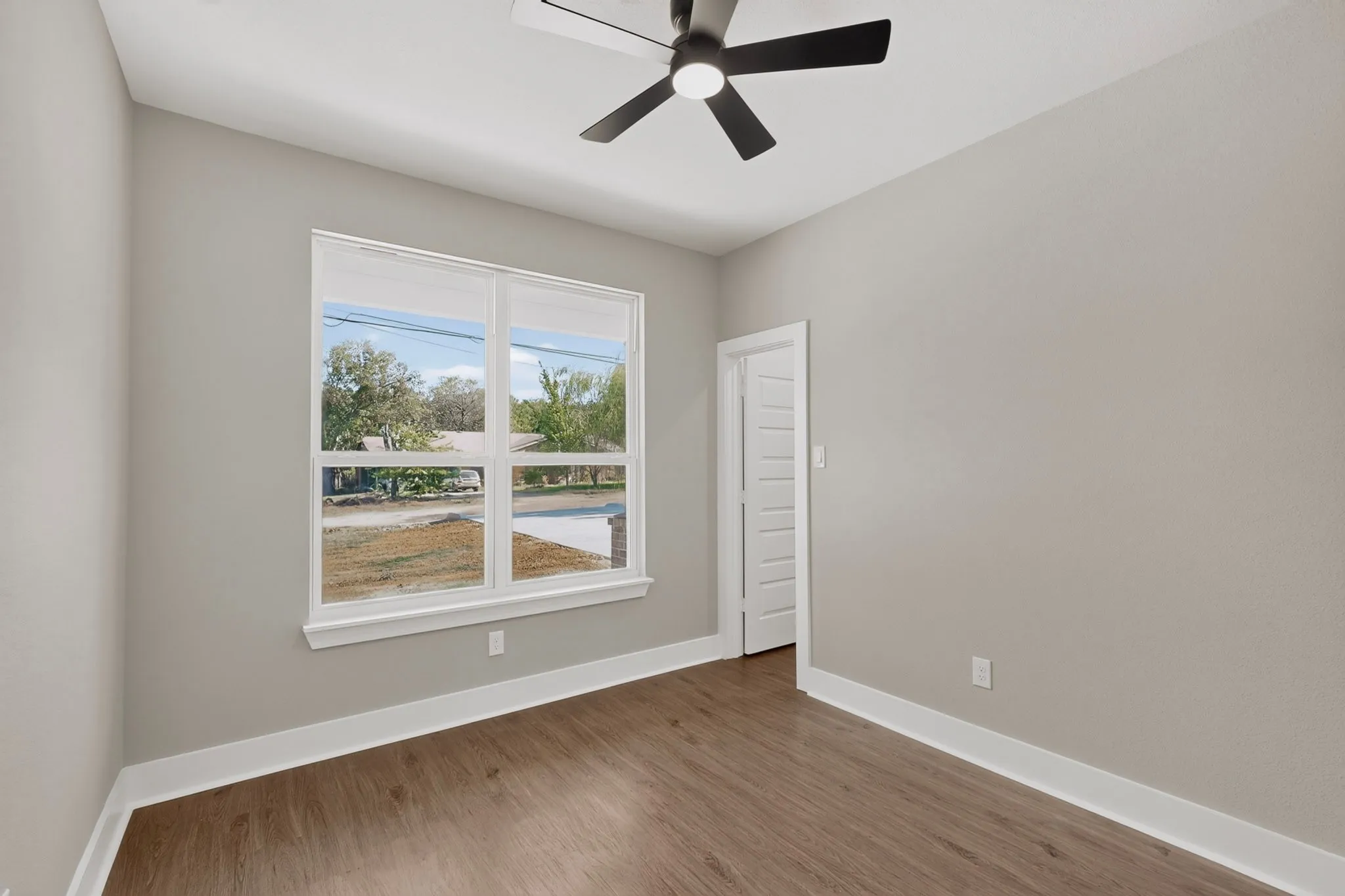 Single Family Residence For Sale in Tarrant County , 203 W Mansfield Avenue, Kennedale, Texas 76060, 4 Bedroom, 3 Bathroom, 2 Garage spaces, 1,800 Sqft, built in 2025, mls#21386824, Real Estate Agent in Kennedale, Homes For Sale in Tarrant county, Homes For Sale in Kennedale, Realtor in Kennedale Texas, Real Estate Brokerage Independent Realty Texas, Luminita Cordes Realtor