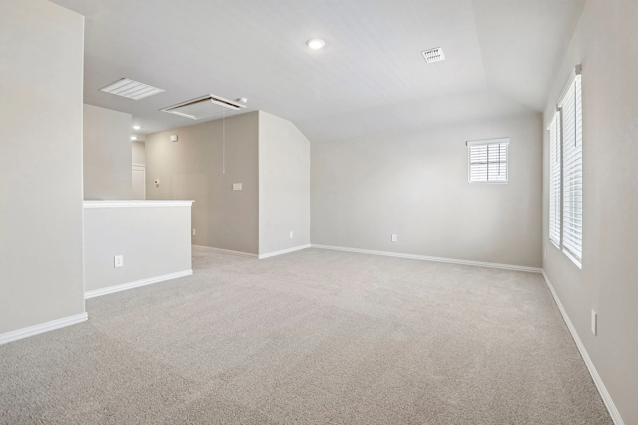Photo is not of the actual home, but is an inspirational photo of builder’s model home and may depict options, furnishings, and/or decorator features that are not included.