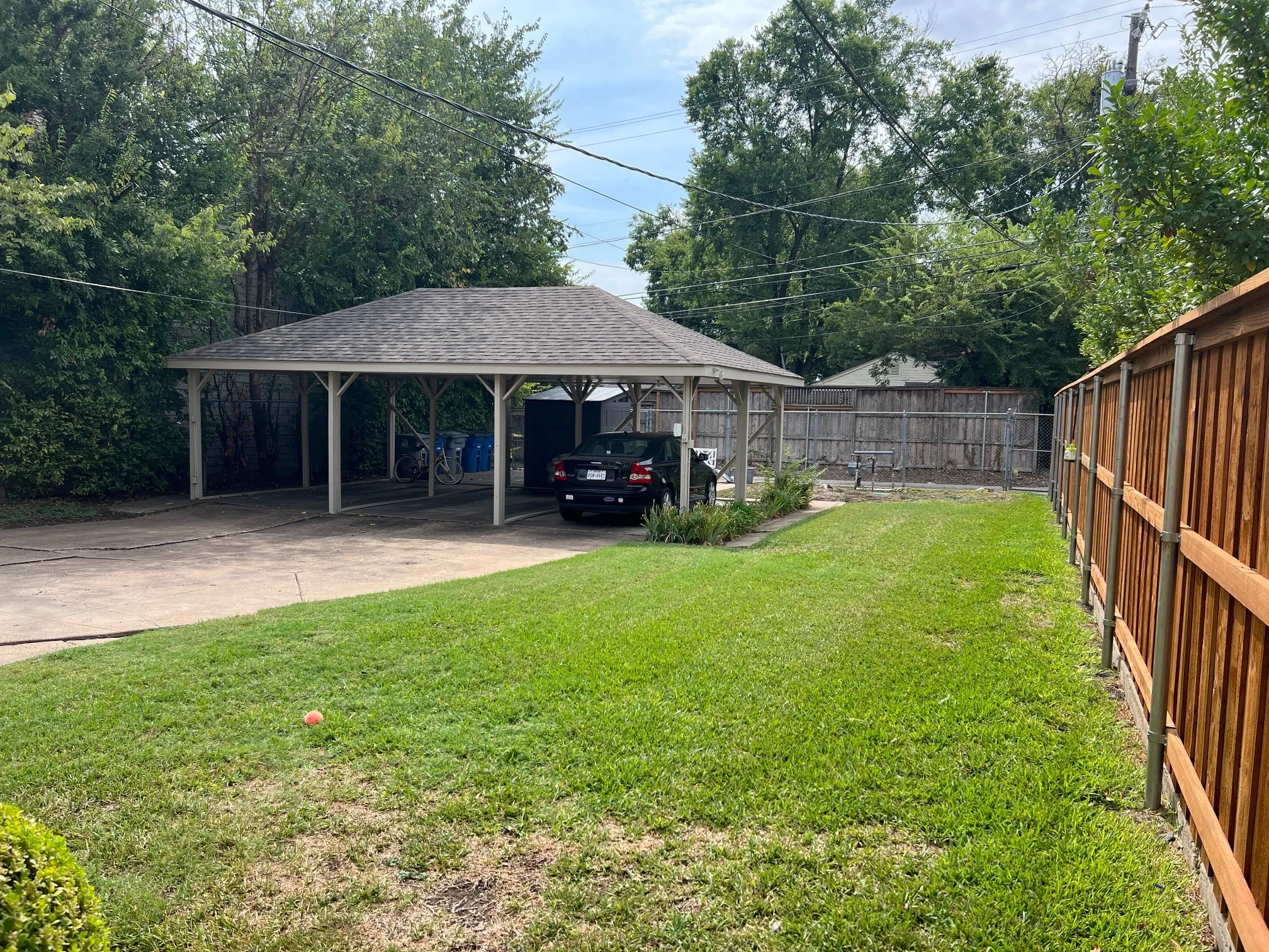 Duplex For Rent in Dallas County , 5910 Marquita Avenue, Dallas, Texas 75206, 2 Bedroom, 1 Bathroom, Garage spaces, 1,299 Sqft, built in 1939, mls#21386857, Real Estate Agent in Dallas, Homes For Rent in Dallas county, Homes For Rent in Dallas, Realtor in Dallas Texas, Real Estate Brokerage Independent Realty Texas, Luminita Cordes Realtor