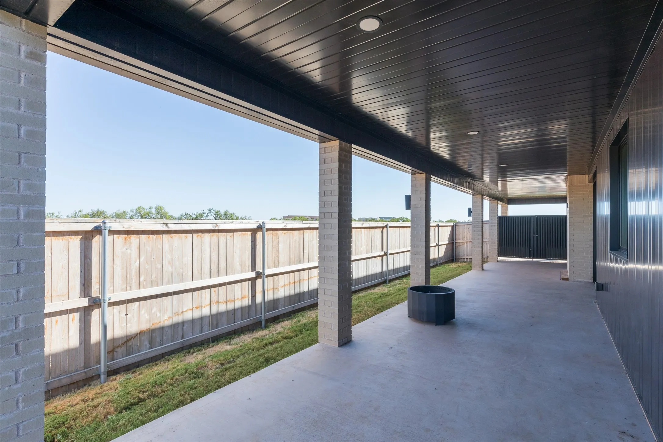 Single Family Residence For Sale in Taylor County , 1918 Appelt Road, Abilene, Texas 79601, 3 Bedroom, 2 Bathroom, 2 Garage spaces, 2,002 Sqft, built in 2024, mls#21384206, Real Estate Agent in Abilene, Homes For Sale in Taylor county, Homes For Sale in Abilene, Realtor in Abilene Texas, Real Estate Brokerage Independent Realty Texas, Luminita Cordes Realtor