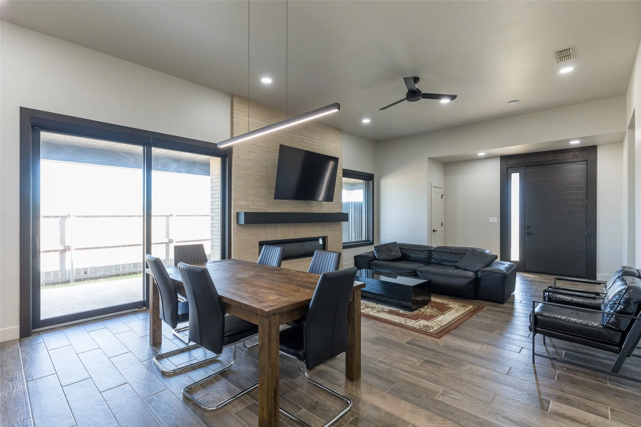 Single Family Residence For Sale in Taylor County , 1918 Appelt Road, Abilene, Texas 79601, 3 Bedroom, 2 Bathroom, 2 Garage spaces, 2,002 Sqft, built in 2024, mls#21384206, Real Estate Agent in Abilene, Homes For Sale in Taylor county, Homes For Sale in Abilene, Realtor in Abilene Texas, Real Estate Brokerage Independent Realty Texas, Luminita Cordes Realtor