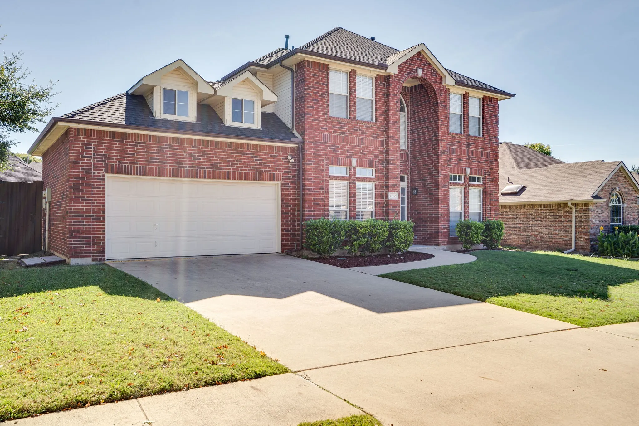 Single Family Residence For Rent in Collin County , 4036 Christopher Way, Plano, Texas 75024, 3 Bedroom, 3 Bathroom, 2 Garage spaces, 2,211 Sqft, built in 1996, mls#21386934, Real Estate Agent in Plano, Homes For Rent in Collin county, Homes For Rent in Plano, Realtor in Plano Texas, Real Estate Brokerage Independent Realty Texas, Luminita Cordes Realtor