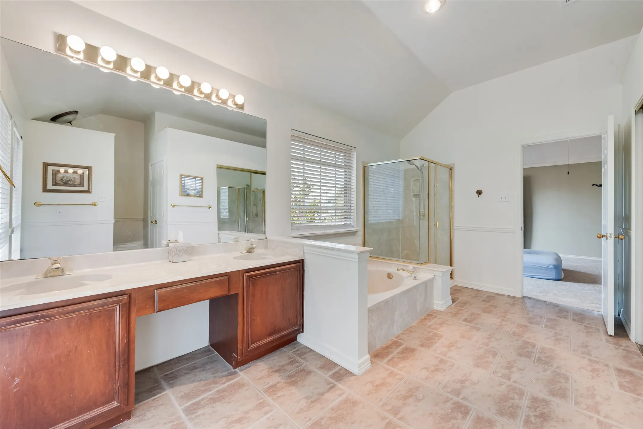 Single Family Residence For Rent in Collin County , 1909 Smith Drive, Plano, Texas 75023, 4 Bedroom, 3 Bathroom, 2 Garage spaces, 2,499 Sqft, built in 1991, mls#21386942, Real Estate Agent in Plano, Homes For Rent in Collin county, Homes For Rent in Plano, Realtor in Plano Texas, Real Estate Brokerage Independent Realty Texas, Luminita Cordes Realtor