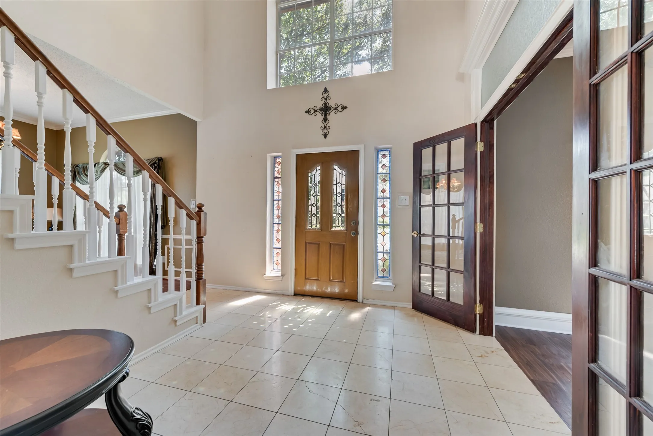 Single Family Residence For Rent in Collin County , 1909 Smith Drive, Plano, Texas 75023, 4 Bedroom, 3 Bathroom, 2 Garage spaces, 2,499 Sqft, built in 1991, mls#21386942, Real Estate Agent in Plano, Homes For Rent in Collin county, Homes For Rent in Plano, Realtor in Plano Texas, Real Estate Brokerage Independent Realty Texas, Luminita Cordes Realtor