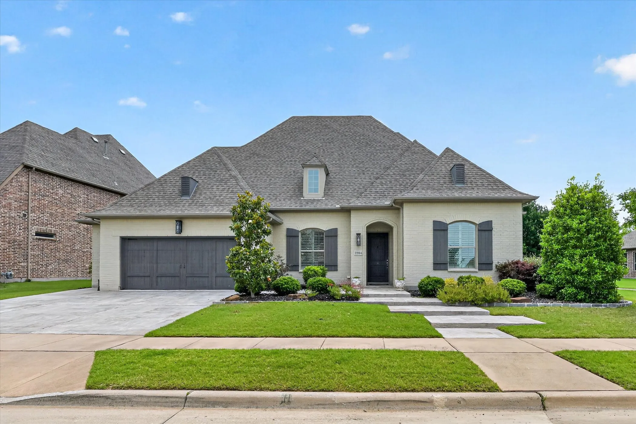 Single Family Residence For Sale in Collin County , 2204 Grafton Lane, Mc Kinney, Texas 75071, 4 Bedroom, 5 Bathroom, 3 Garage spaces, 3,572 Sqft, built in 2018, mls#21386943, Real Estate Agent in Mc Kinney, Homes For Sale in Collin county, Homes For Sale in Mc Kinney, Realtor in Mc Kinney Texas, Real Estate Brokerage Independent Realty Texas, Luminita Cordes Realtor