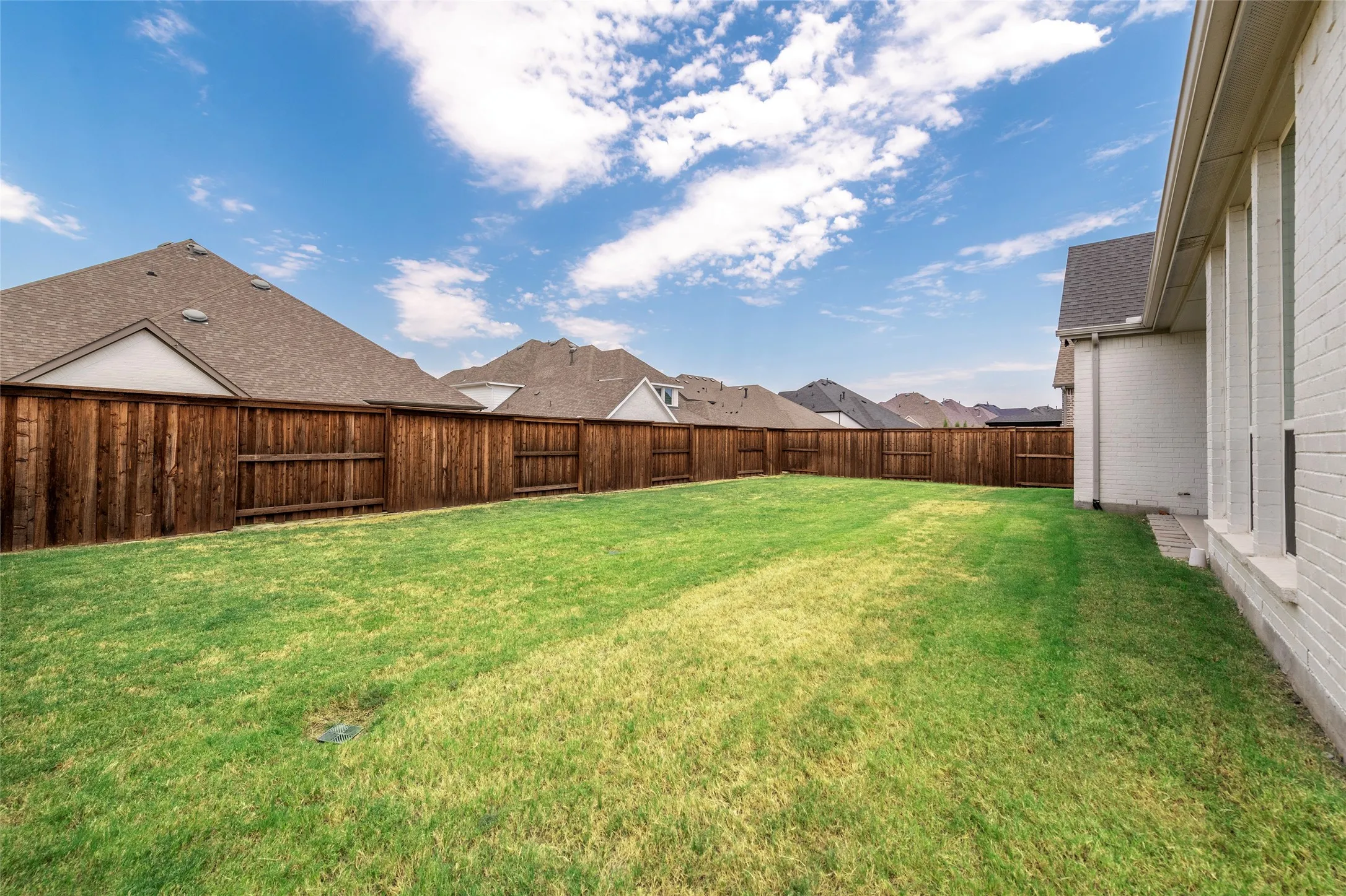 Single Family Residence For Rent in Denton County , 4550 Mayfield Drive, Prosper, Texas 75078, 4 Bedroom, 5 Bathroom, 3 Garage spaces, 3,703 Sqft, built in 2023, mls#21386951, Real Estate Agent in Prosper, Homes For Rent in Denton county, Homes For Rent in Prosper, Realtor in Prosper Texas, Real Estate Brokerage Independent Realty Texas, Luminita Cordes Realtor