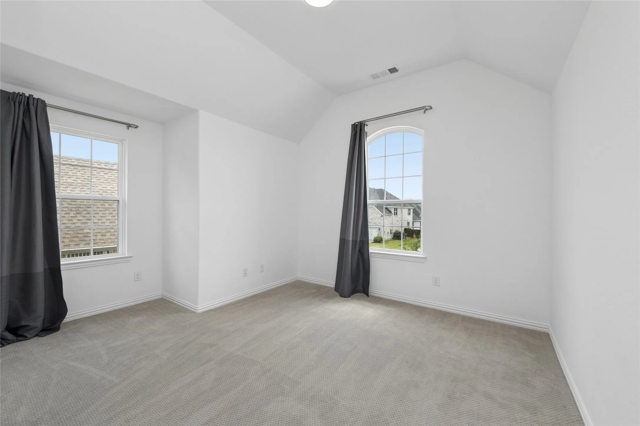 Single Family Residence For Rent in Denton County , 4550 Mayfield Drive, Prosper, Texas 75078, 4 Bedroom, 5 Bathroom, 3 Garage spaces, 3,703 Sqft, built in 2023, mls#21386951, Real Estate Agent in Prosper, Homes For Rent in Denton county, Homes For Rent in Prosper, Realtor in Prosper Texas, Real Estate Brokerage Independent Realty Texas, Luminita Cordes Realtor