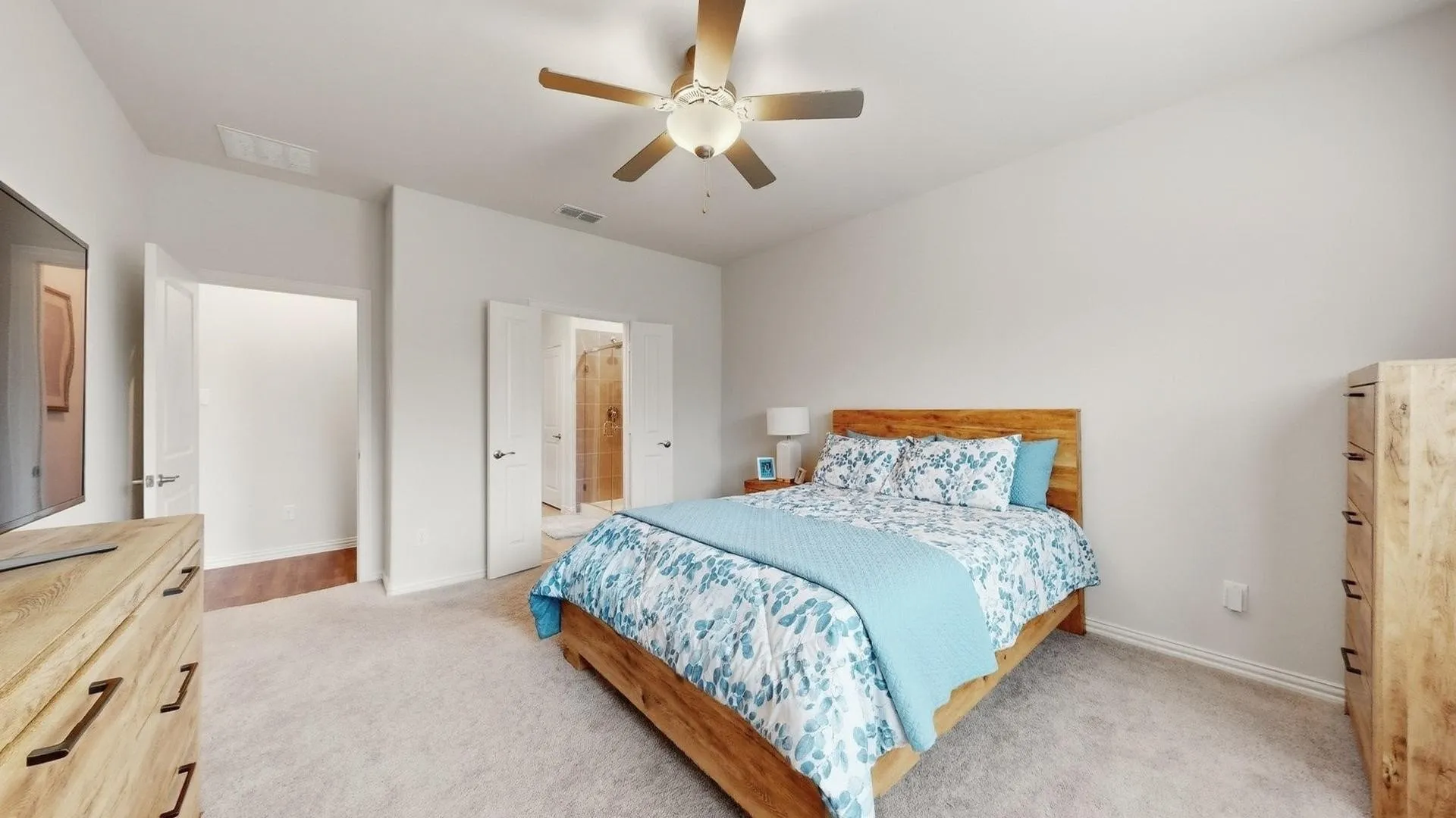 Single Family Residence For Rent in Kaufman County , 2108 River Pine Road, Forney, Texas 75126, 4 Bedroom, 3 Bathroom, 2 Garage spaces, 2,253 Sqft, built in 2022, mls#21386952, Real Estate Agent in Forney, Homes For Rent in Kaufman county, Homes For Rent in Forney, Realtor in Forney Texas, Real Estate Brokerage Independent Realty Texas, Luminita Cordes Realtor