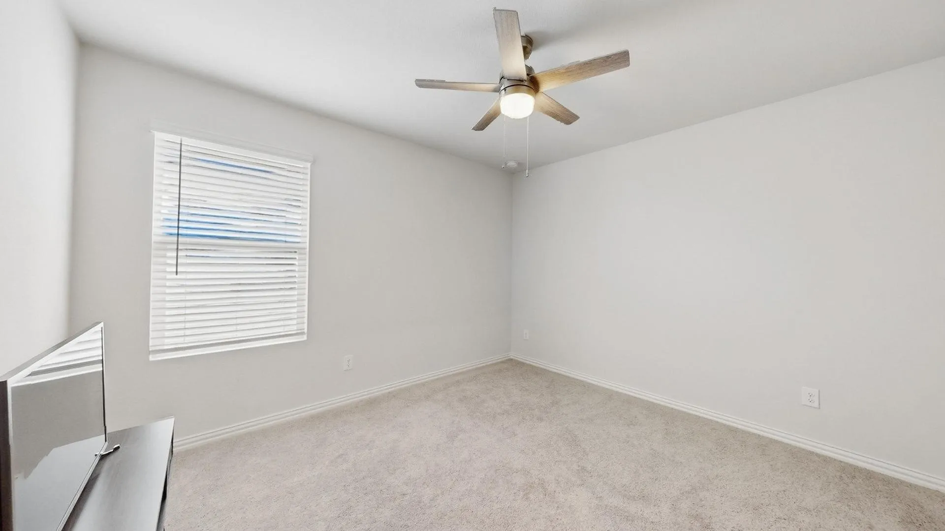 Single Family Residence For Rent in Kaufman County , 2108 River Pine Road, Forney, Texas 75126, 4 Bedroom, 3 Bathroom, 2 Garage spaces, 2,253 Sqft, built in 2022, mls#21386952, Real Estate Agent in Forney, Homes For Rent in Kaufman county, Homes For Rent in Forney, Realtor in Forney Texas, Real Estate Brokerage Independent Realty Texas, Luminita Cordes Realtor