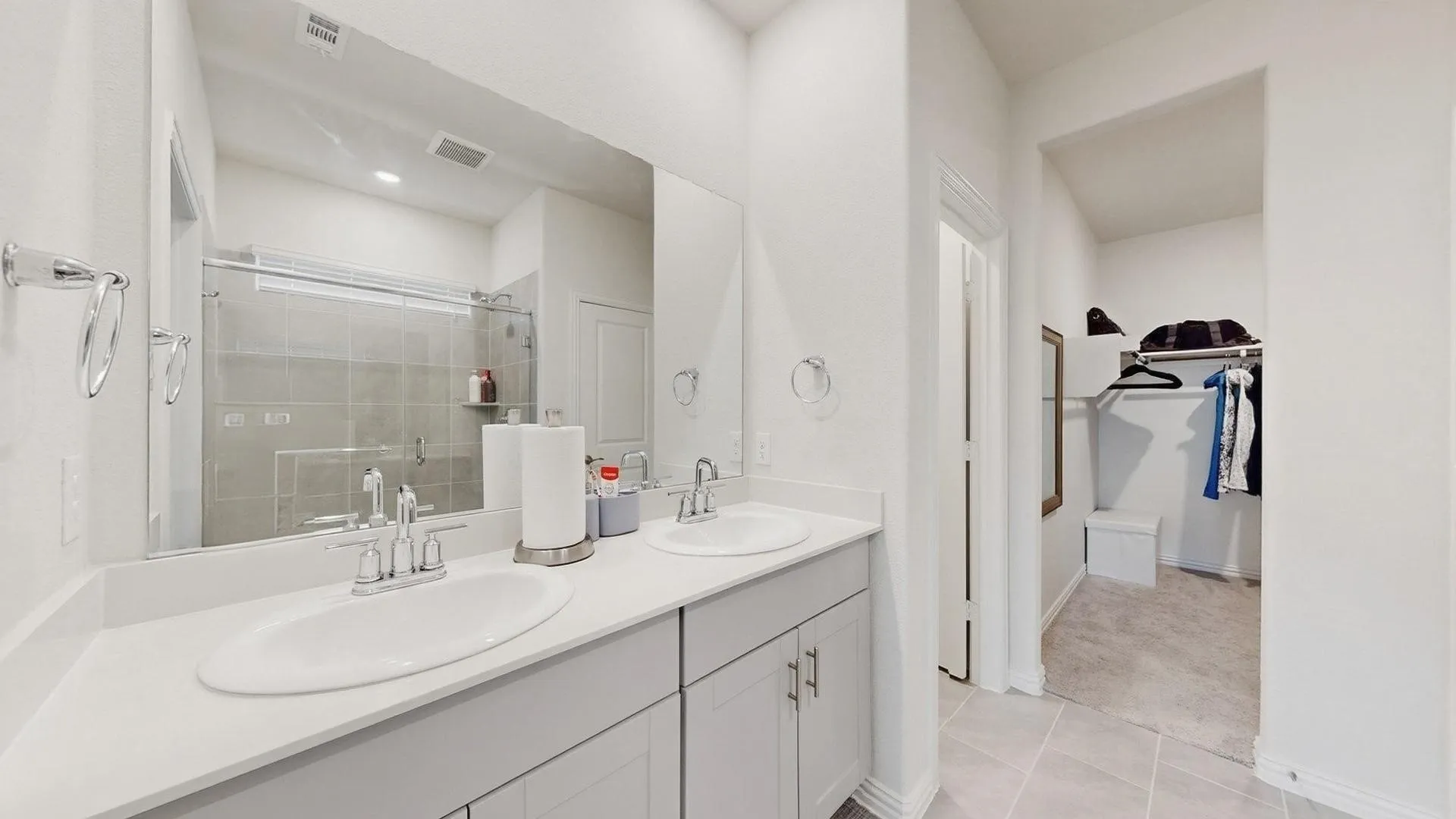 Single Family Residence For Rent in Kaufman County , 2108 River Pine Road, Forney, Texas 75126, 4 Bedroom, 3 Bathroom, 2 Garage spaces, 2,253 Sqft, built in 2022, mls#21386952, Real Estate Agent in Forney, Homes For Rent in Kaufman county, Homes For Rent in Forney, Realtor in Forney Texas, Real Estate Brokerage Independent Realty Texas, Luminita Cordes Realtor