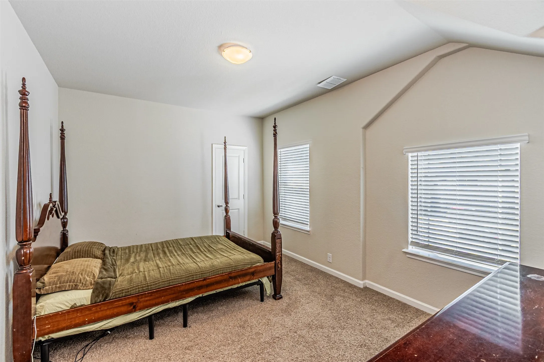 Single Family Residence For Sale in Johnson County , 1104 Goldenrod Drive, Godley, Texas 76044, 4 Bedroom, 4 Bathroom, 2 Garage spaces, 2,582 Sqft, built in 2023, mls#21385241, Real Estate Agent in Godley, Homes For Sale in Johnson county, Homes For Sale in Godley, Realtor in Godley Texas, Real Estate Brokerage Independent Realty Texas, Luminita Cordes Realtor