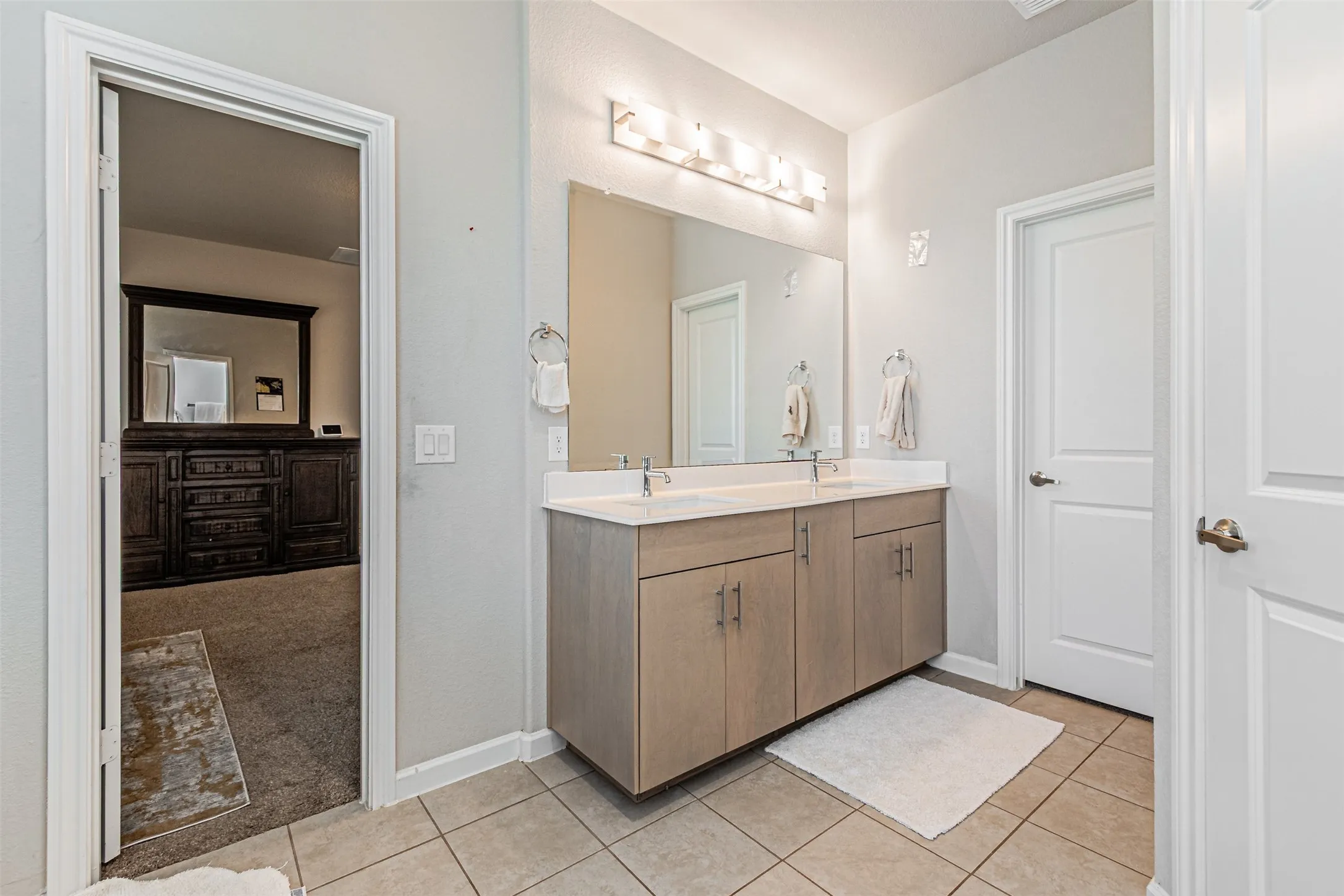 Single Family Residence For Sale in Johnson County , 1104 Goldenrod Drive, Godley, Texas 76044, 4 Bedroom, 4 Bathroom, 2 Garage spaces, 2,582 Sqft, built in 2023, mls#21385241, Real Estate Agent in Godley, Homes For Sale in Johnson county, Homes For Sale in Godley, Realtor in Godley Texas, Real Estate Brokerage Independent Realty Texas, Luminita Cordes Realtor