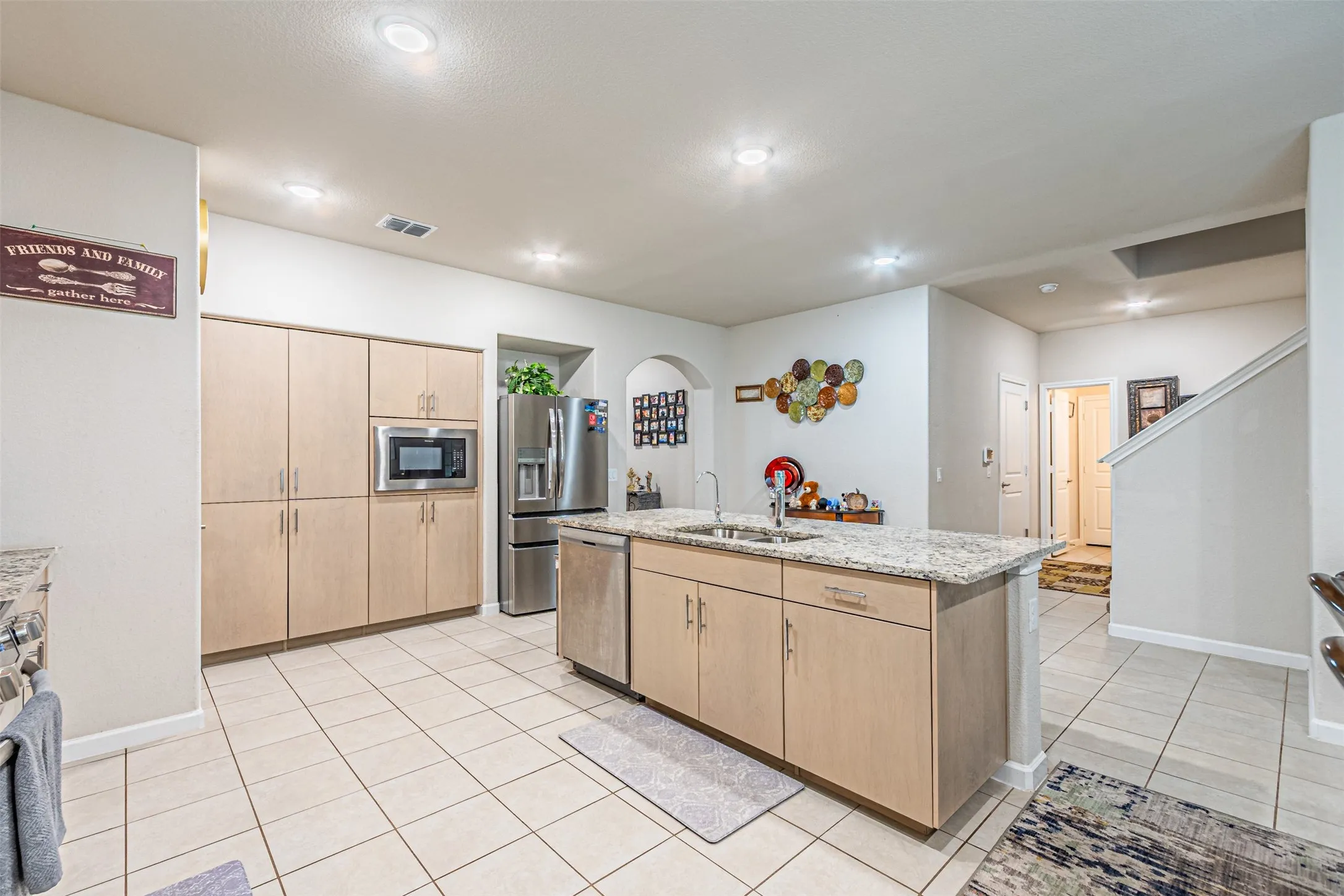 Single Family Residence For Sale in Johnson County , 1104 Goldenrod Drive, Godley, Texas 76044, 4 Bedroom, 4 Bathroom, 2 Garage spaces, 2,582 Sqft, built in 2023, mls#21385241, Real Estate Agent in Godley, Homes For Sale in Johnson county, Homes For Sale in Godley, Realtor in Godley Texas, Real Estate Brokerage Independent Realty Texas, Luminita Cordes Realtor