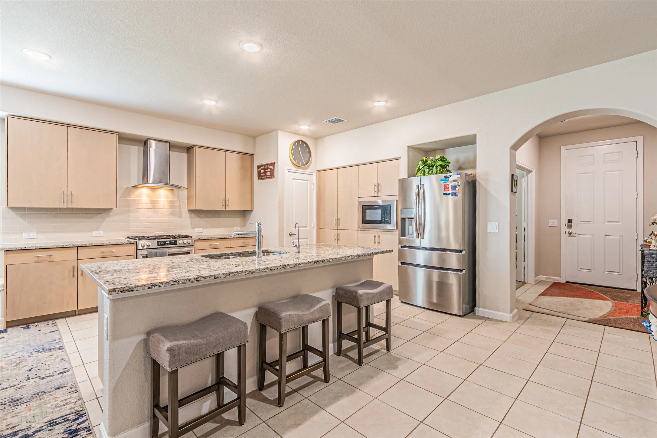 Single Family Residence For Sale in Johnson County , 1104 Goldenrod Drive, Godley, Texas 76044, 4 Bedroom, 4 Bathroom, 2 Garage spaces, 2,582 Sqft, built in 2023, mls#21385241, Real Estate Agent in Godley, Homes For Sale in Johnson county, Homes For Sale in Godley, Realtor in Godley Texas, Real Estate Brokerage Independent Realty Texas, Luminita Cordes Realtor